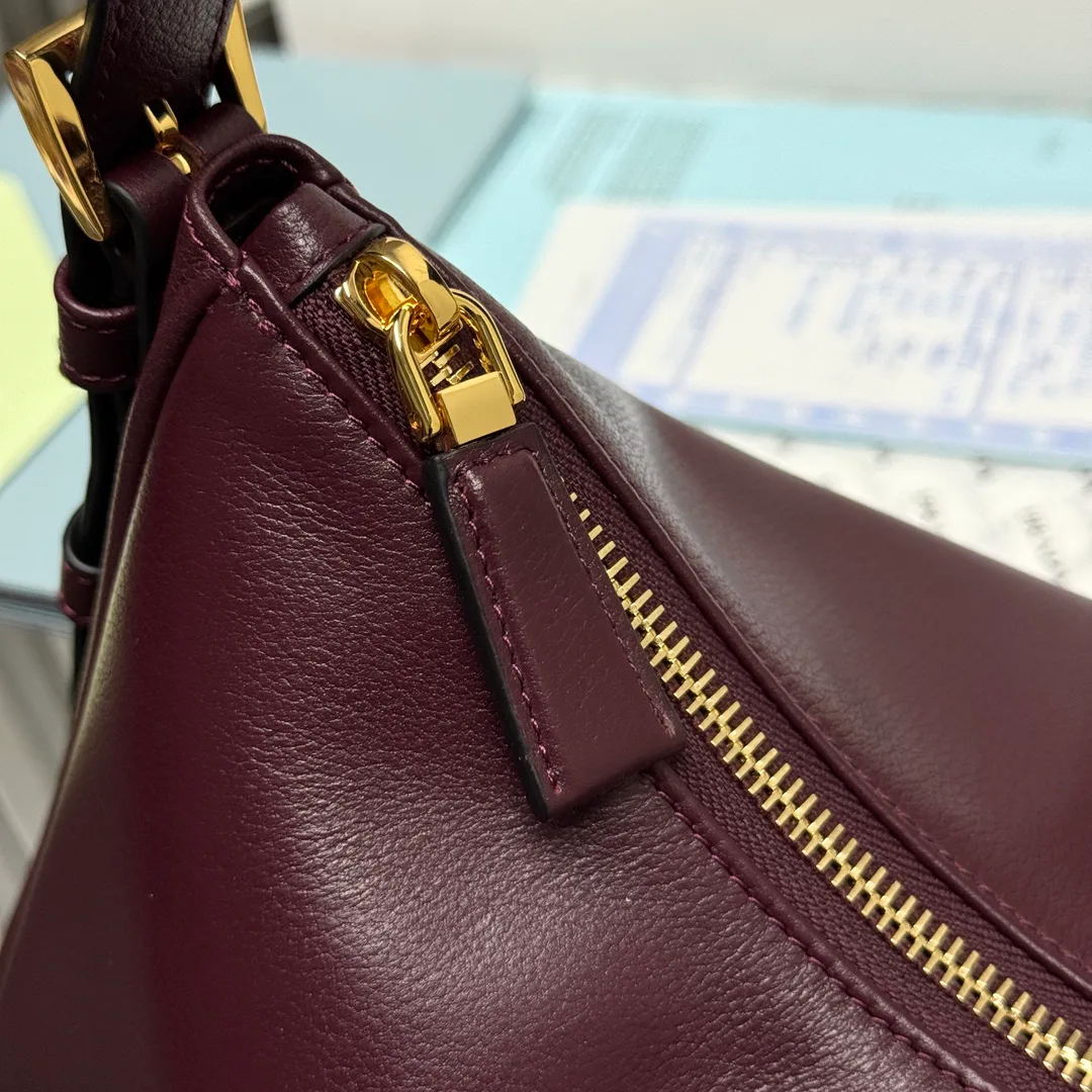 Women's Classic Handbags PRADA 18323049