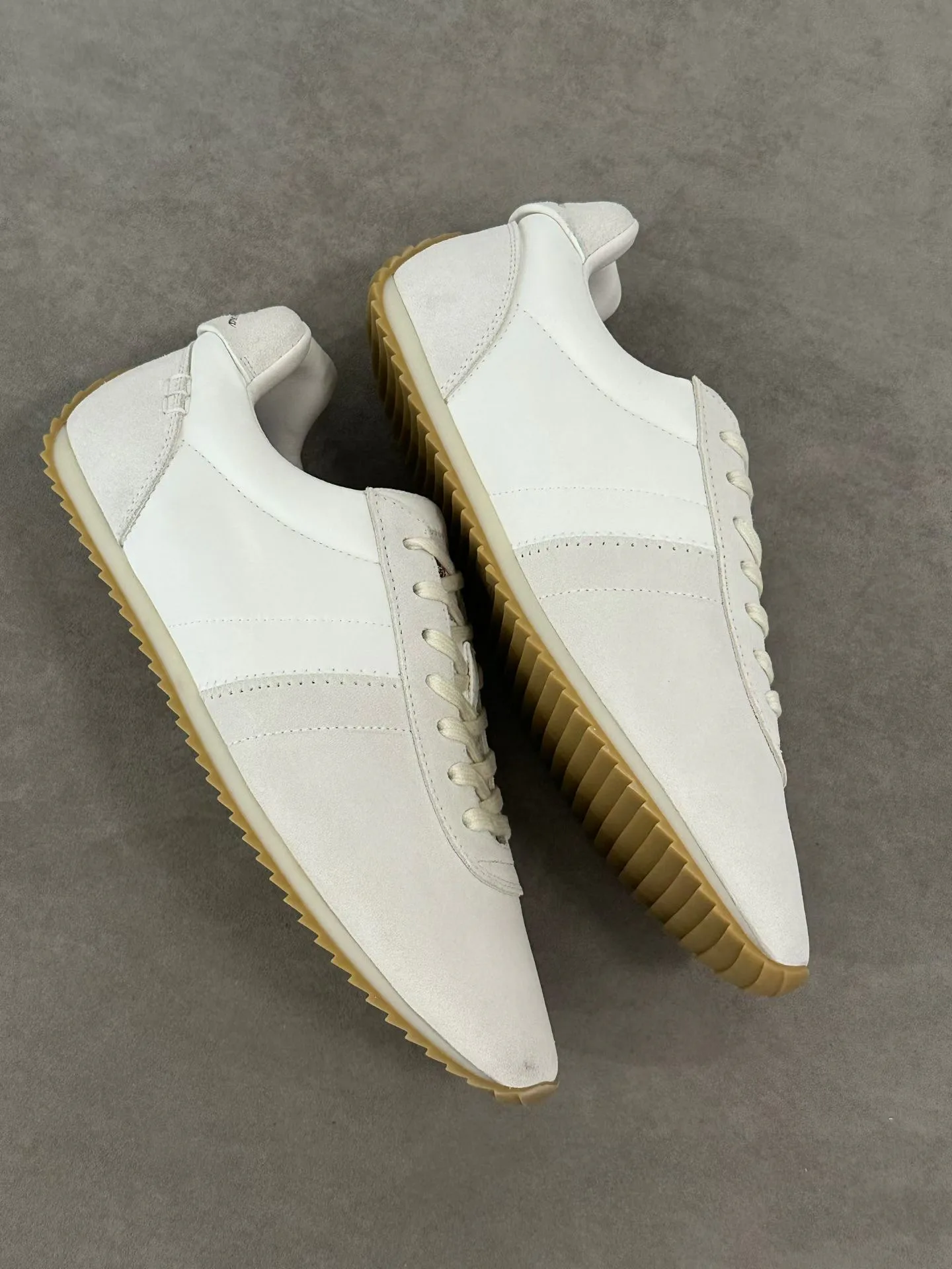 Women's Sneakers LORO PIANA 18267430
