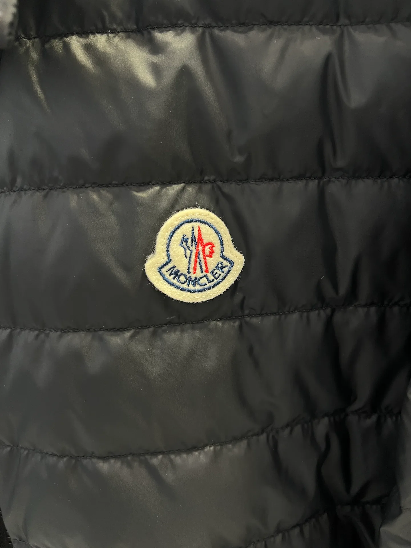 Men's Jackets And Down Jackets MONCLER 18330397