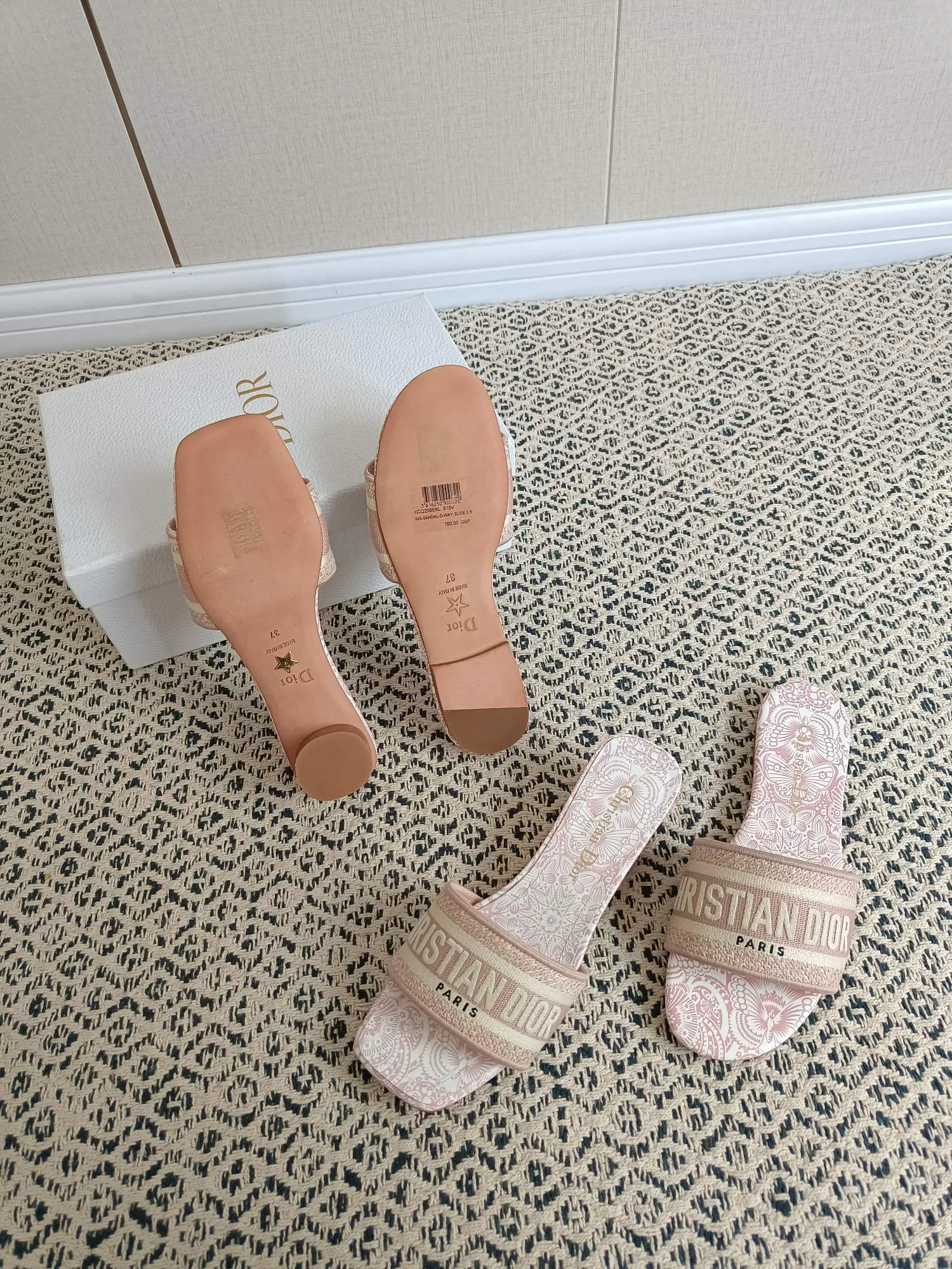 Women's Flip-Flops CHRISTIAN DIOR 17998139
