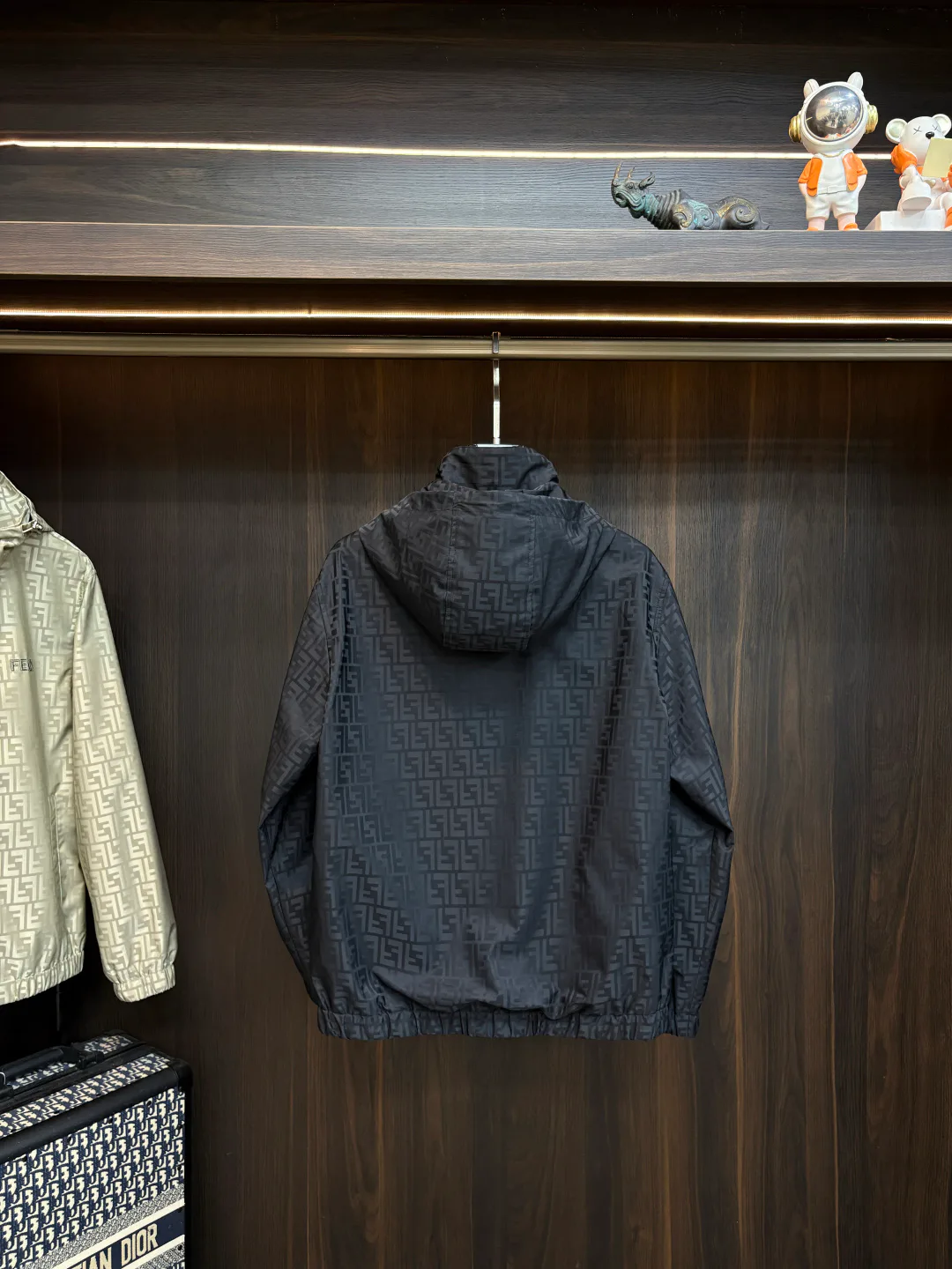 Men's Jackets And Down Jackets FENDI 18199471