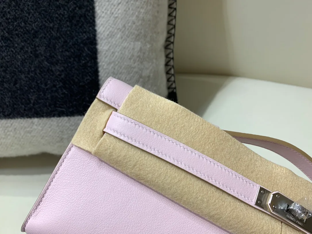 Women's Classic Handbags HERMES 18407658