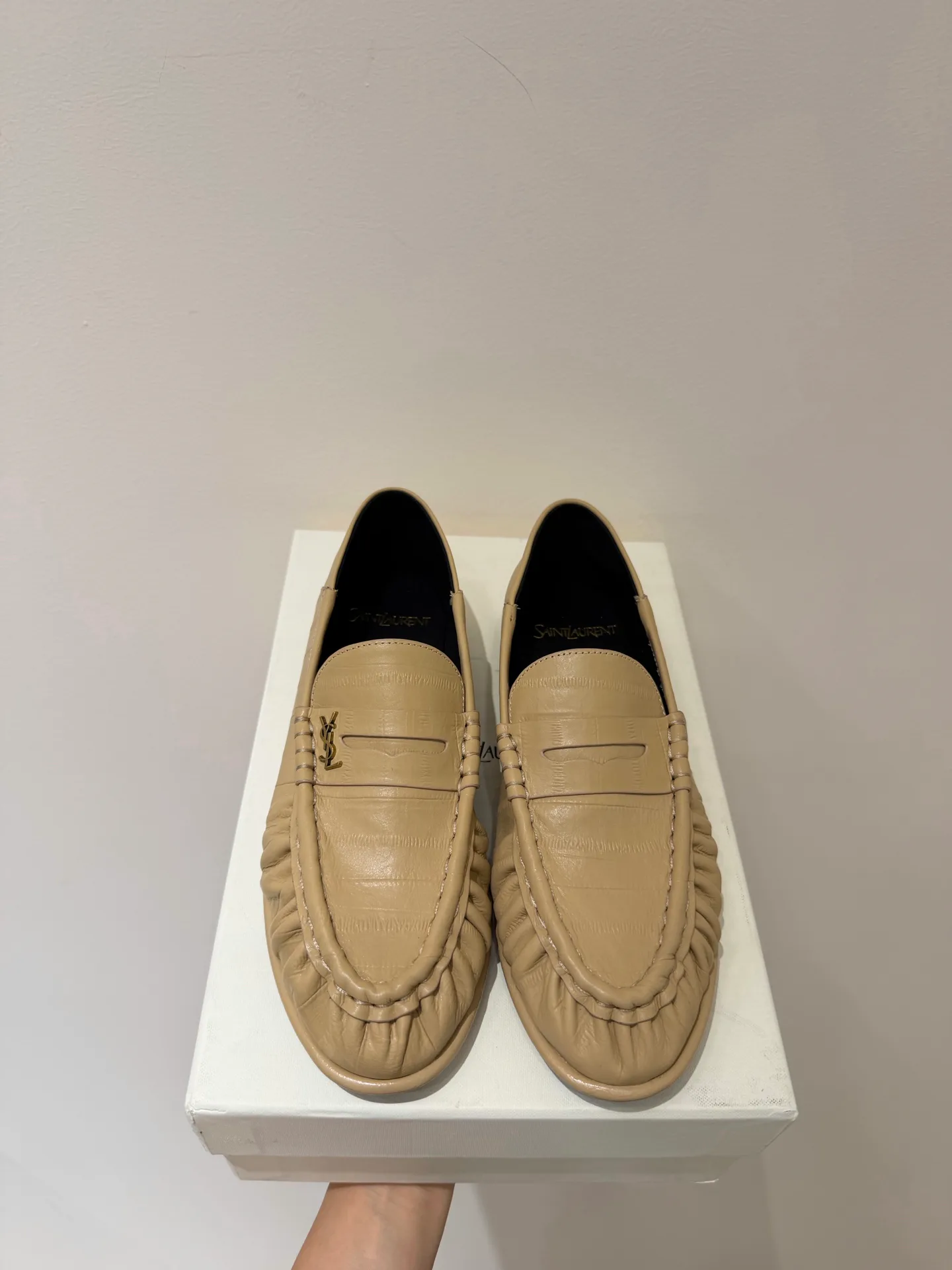 Women's Loafers And Moccasins SAINT LAURENT 18195700