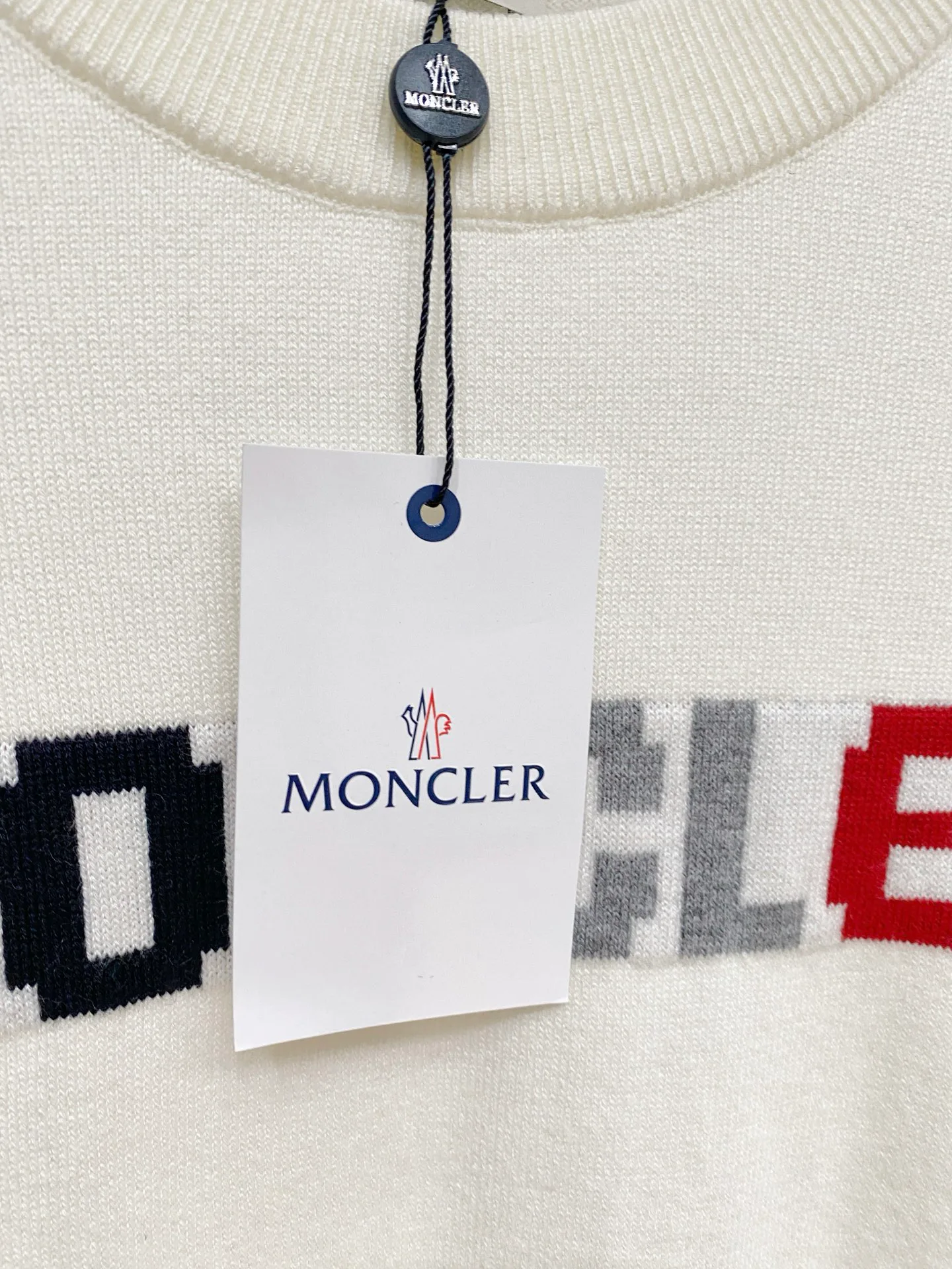 Men's Jumpers And Sweaters MONCLER 18374689