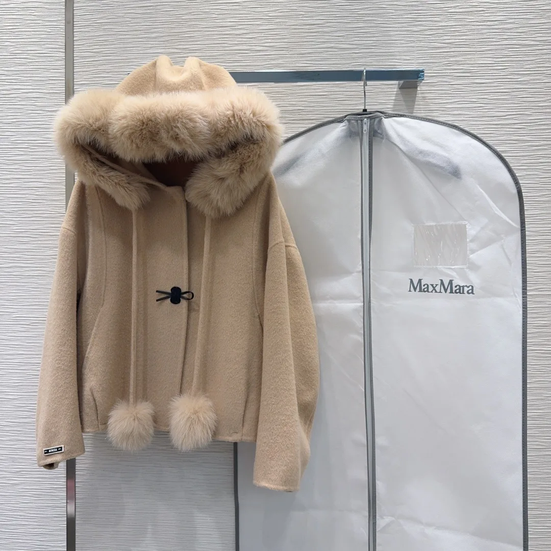 Women's Coats MAX MARA 18456286