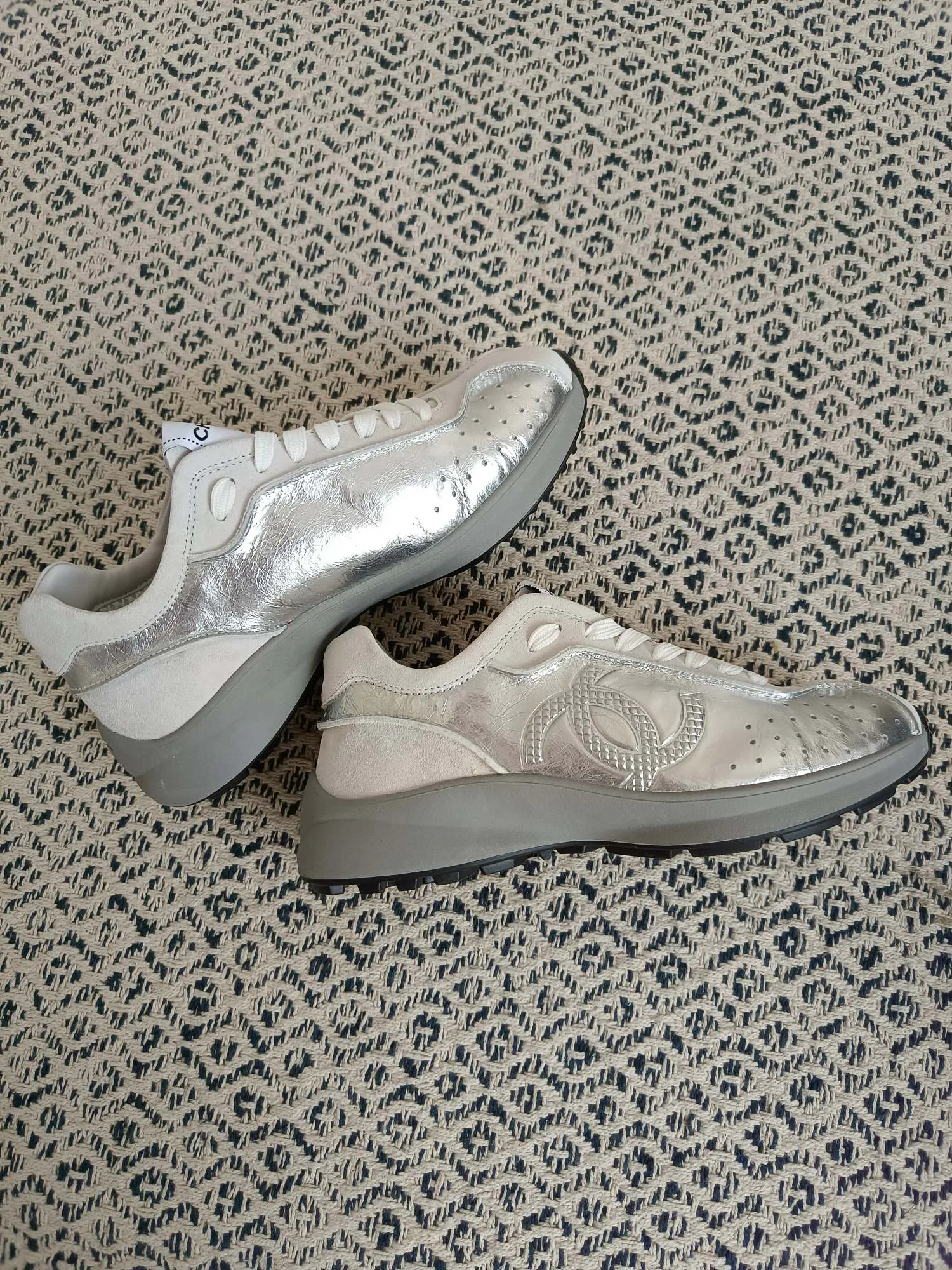 Women's Sneakers CHANEL 18475380