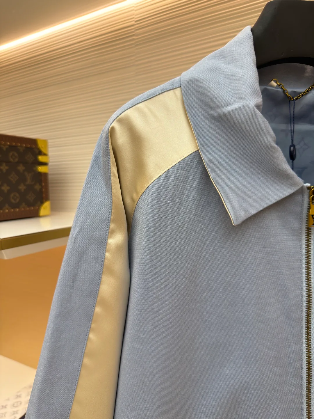 Men's Jackets And Down Jackets LOUIS VUITTON 17740877