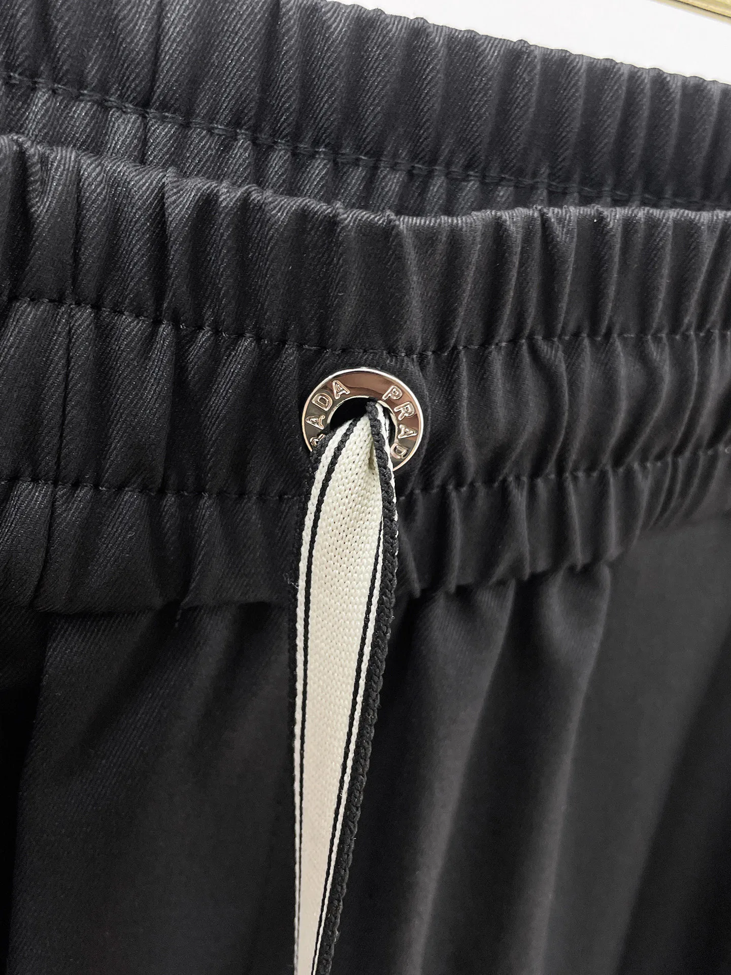 Men's Trousers PRADA 18399413