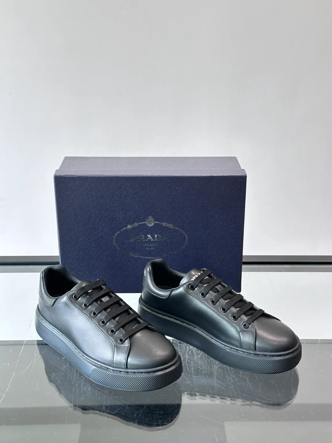 Men's Sneakers PRADA 17588527