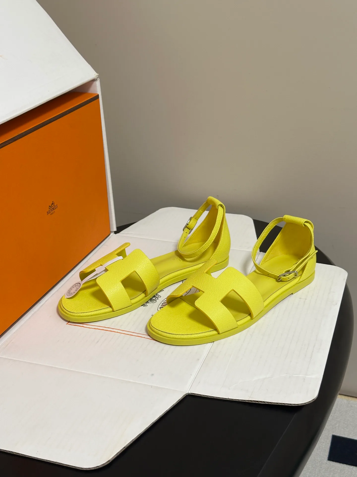 Women's Open-Toe Sandals HERMES 18392452