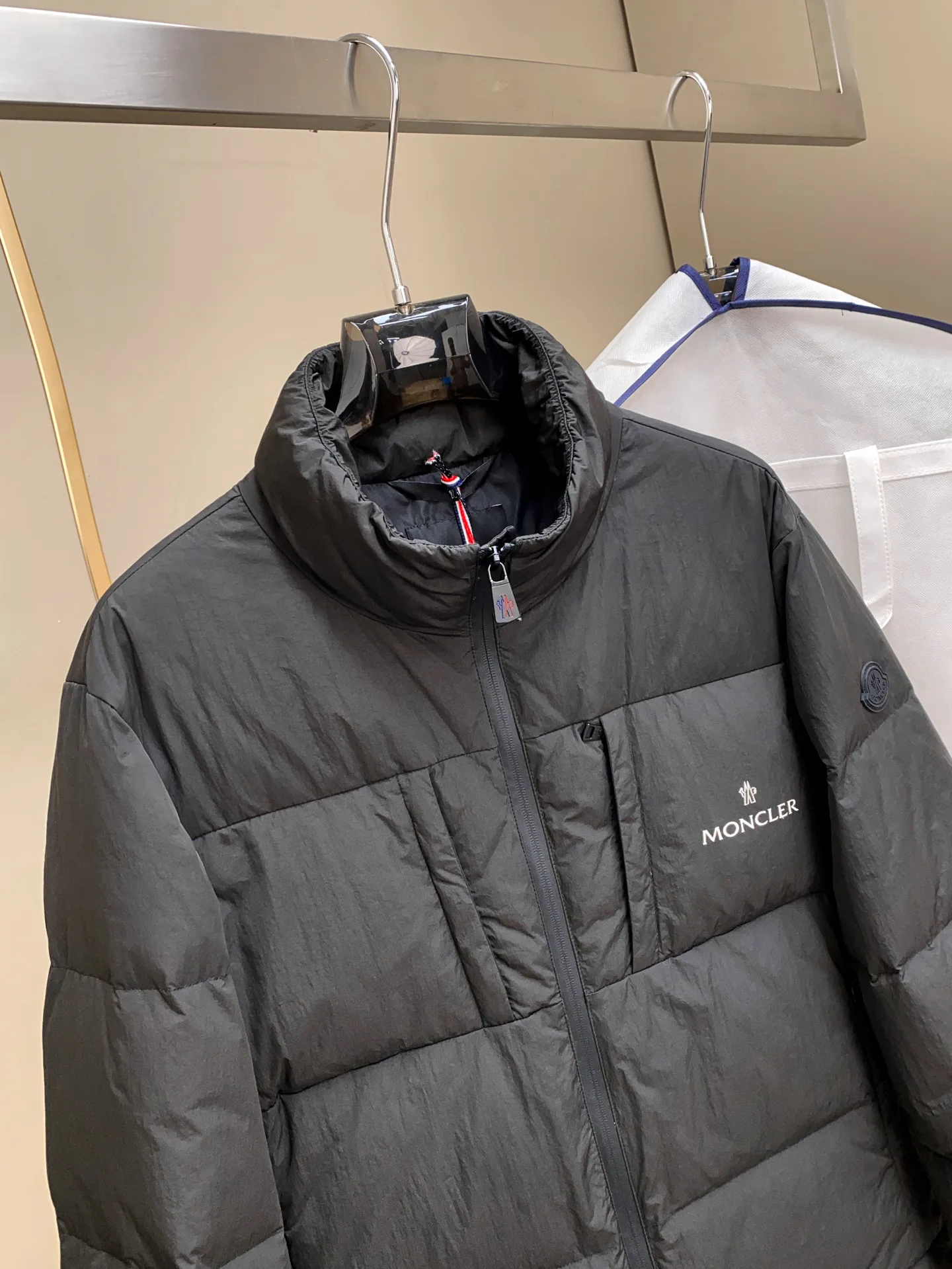 Men's Jackets And Down Jackets MONCLER 18111228