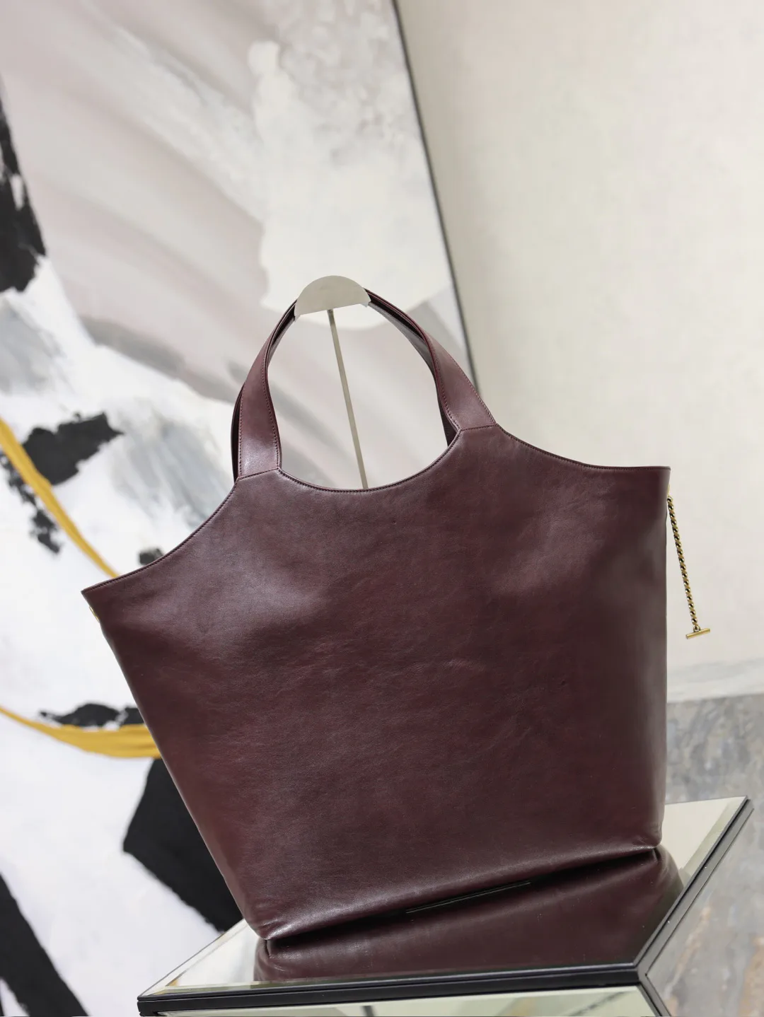 Women's Classic Handbags SAINT LAURENT 18321433