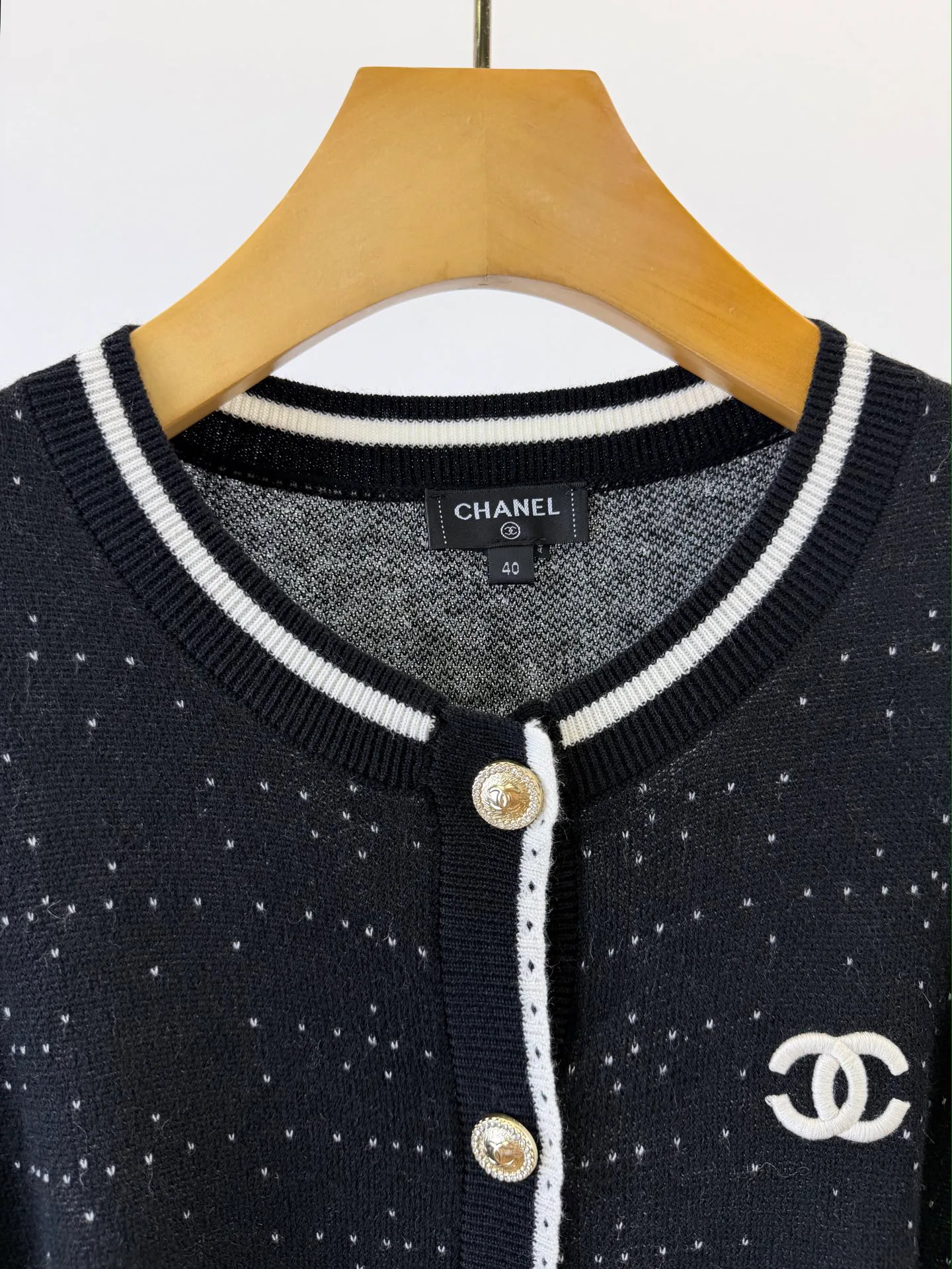 Women's Jumpers And Sweaters CHANEL 18428682