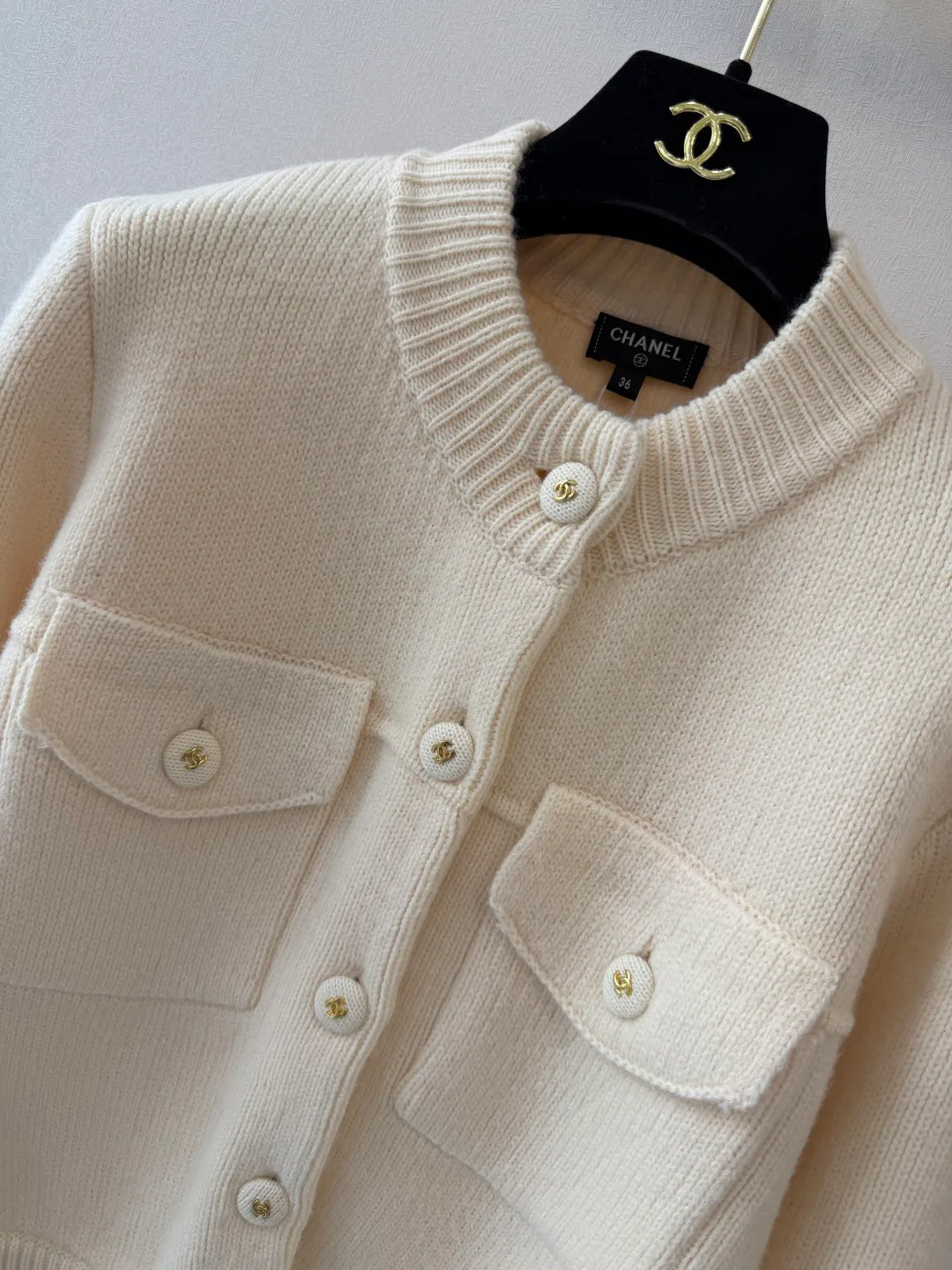 Women's Jumpers And Sweaters CHANEL 19560073
