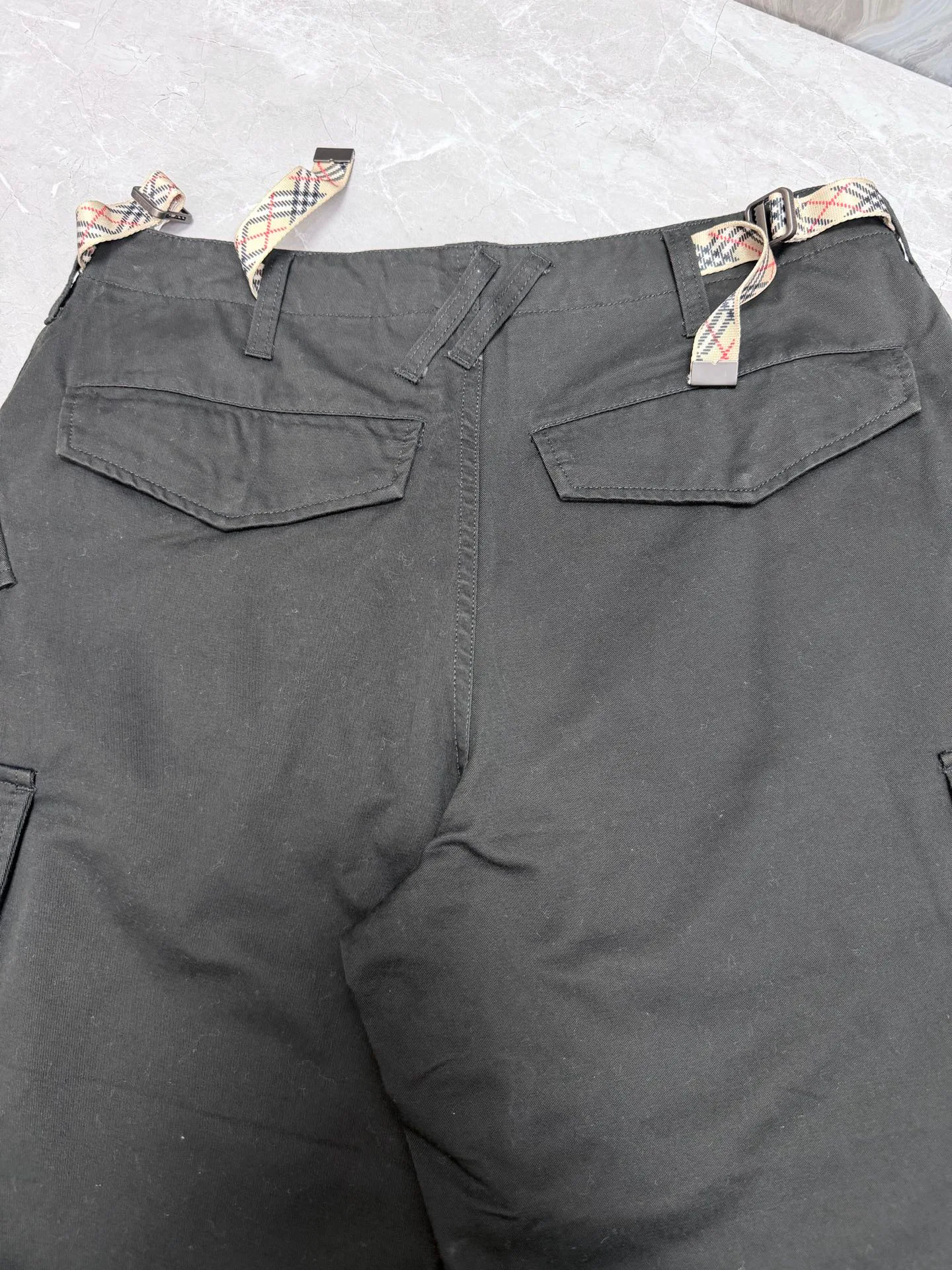 Men's Trousers BURBERRY 18179278
