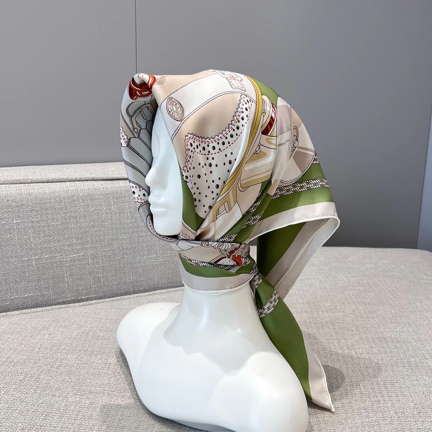 Silk Scarves HERMES 17991427