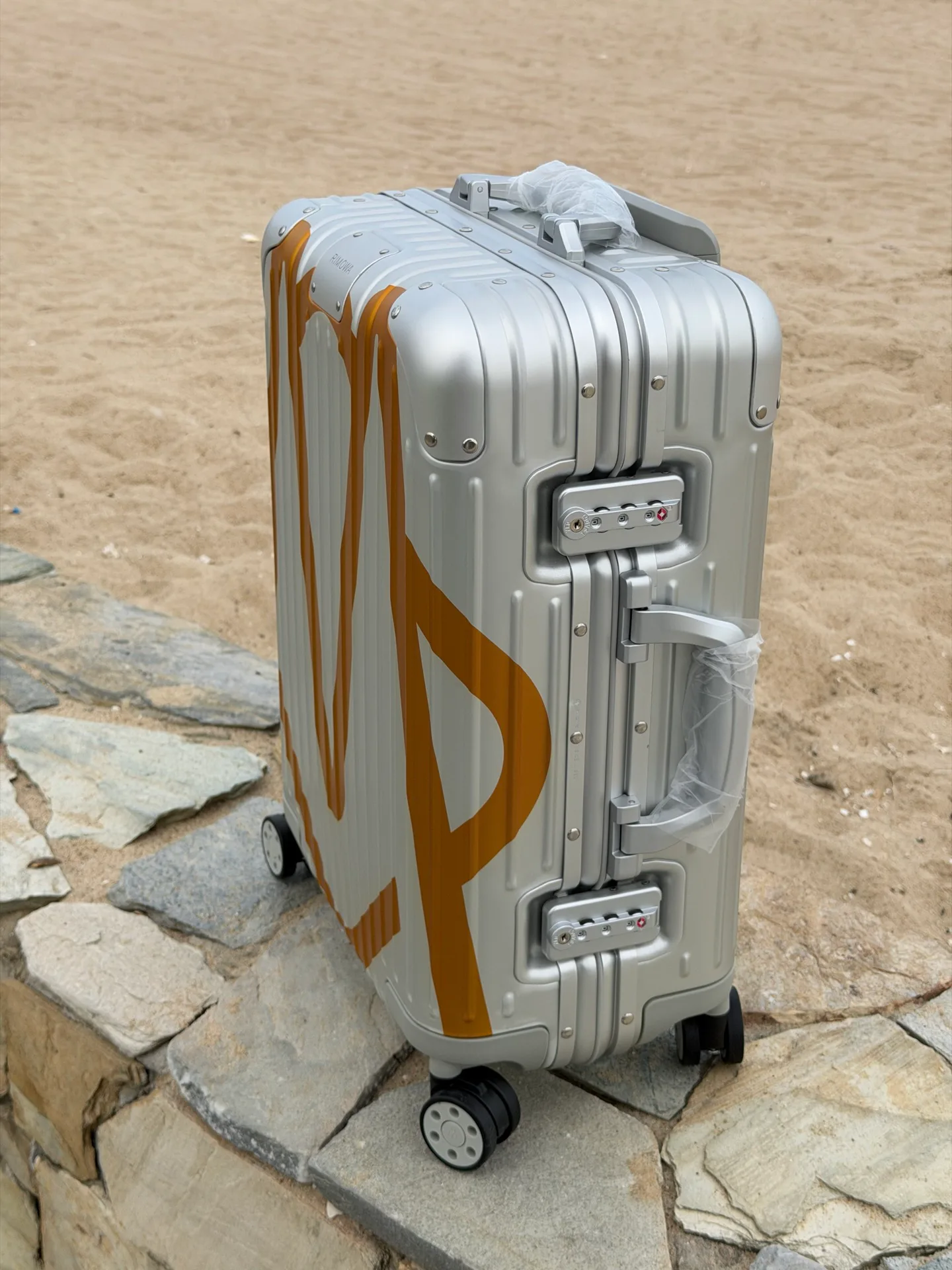 Suitcases RIMOWA 17802703
