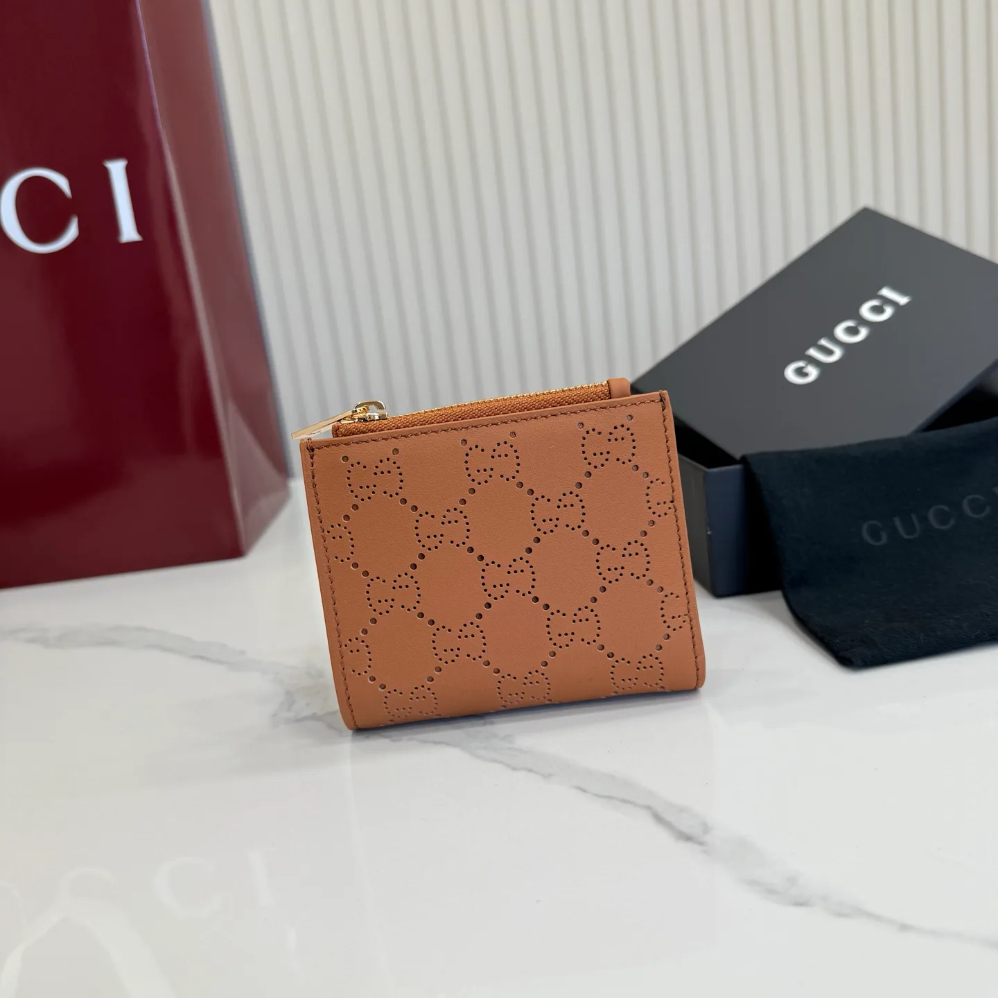 Women's Clutches GUCCI 17947854