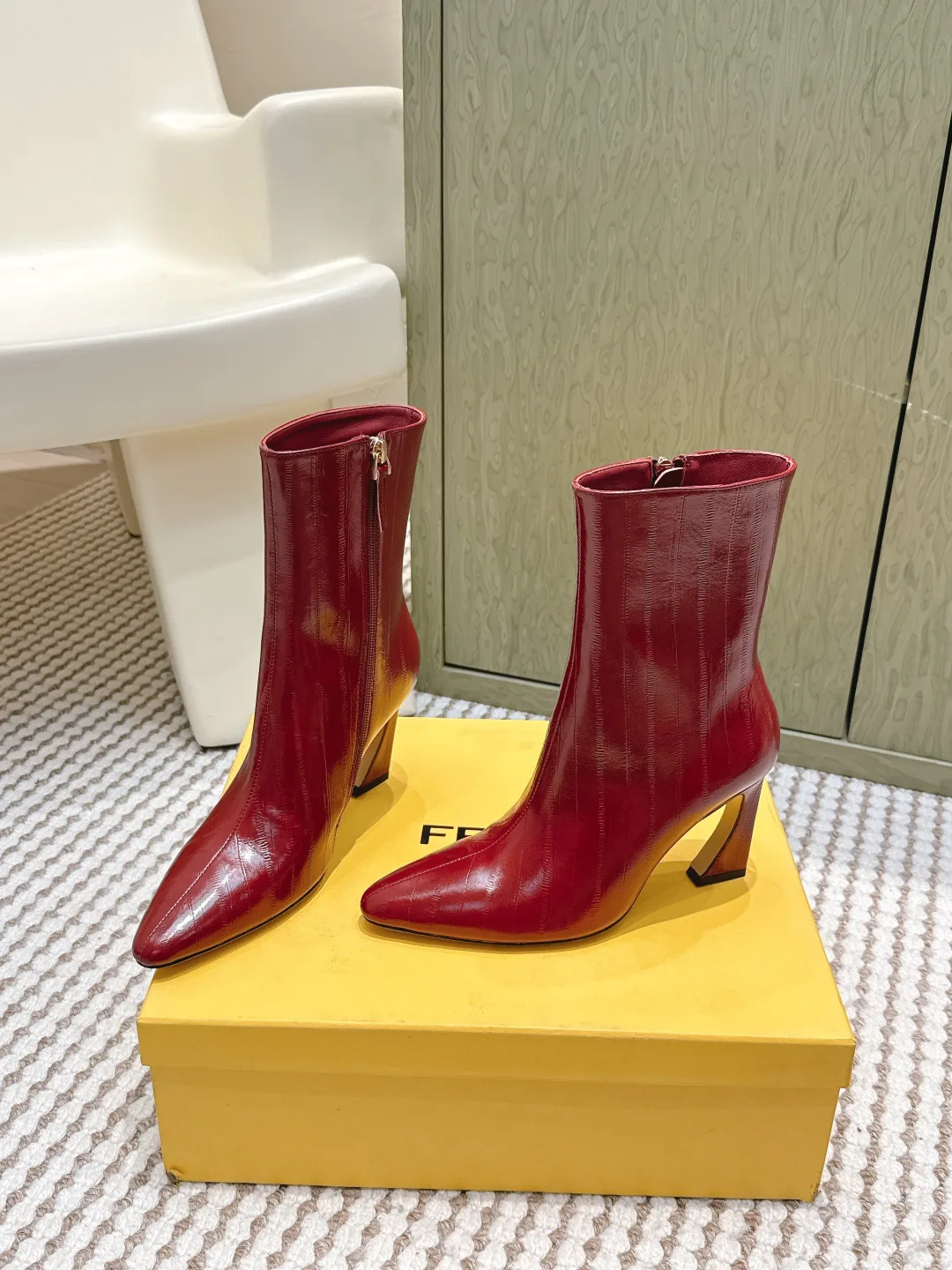 Women's Booties FENDI 18153057