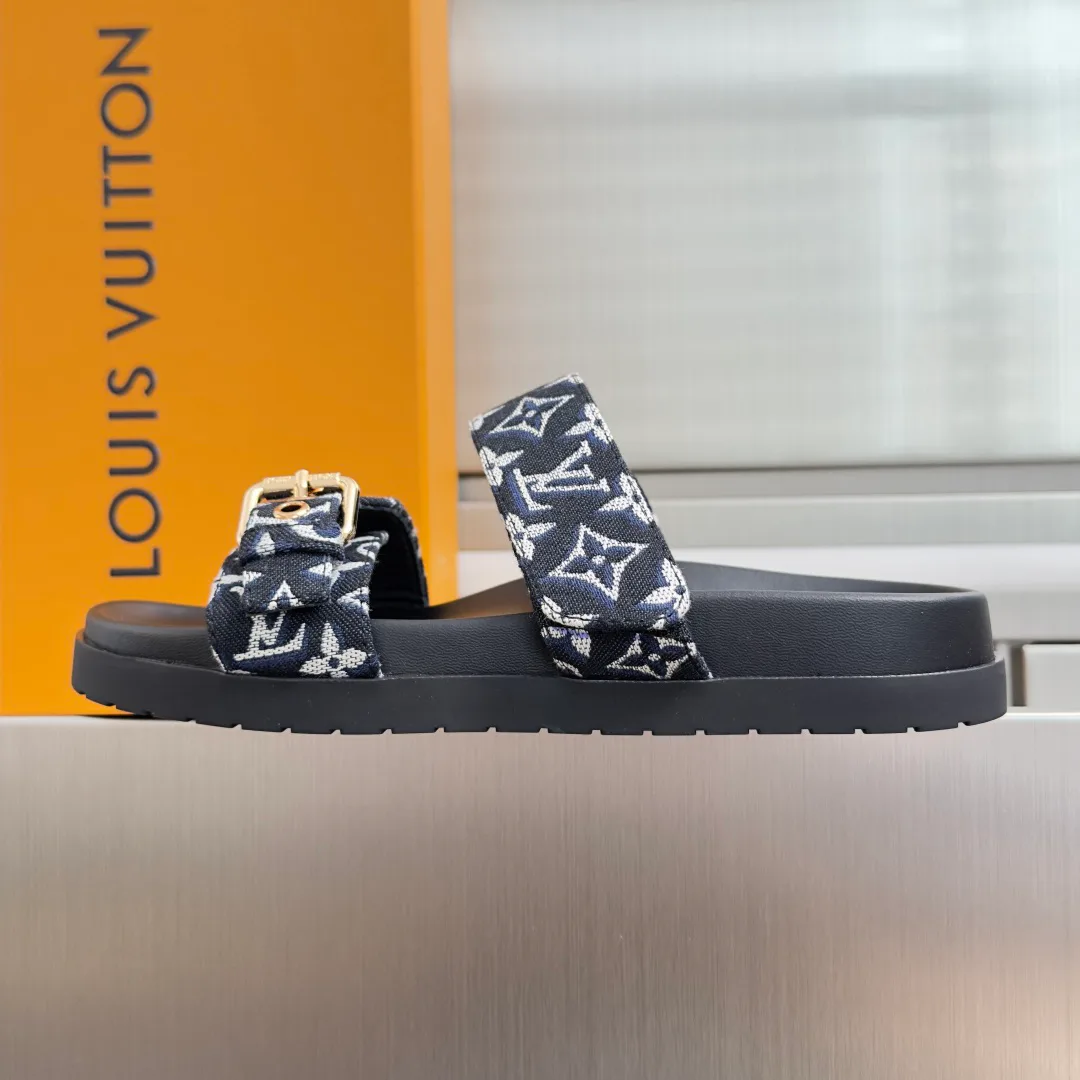 Women's Flip-Flops LOUIS VUITTON 17780721