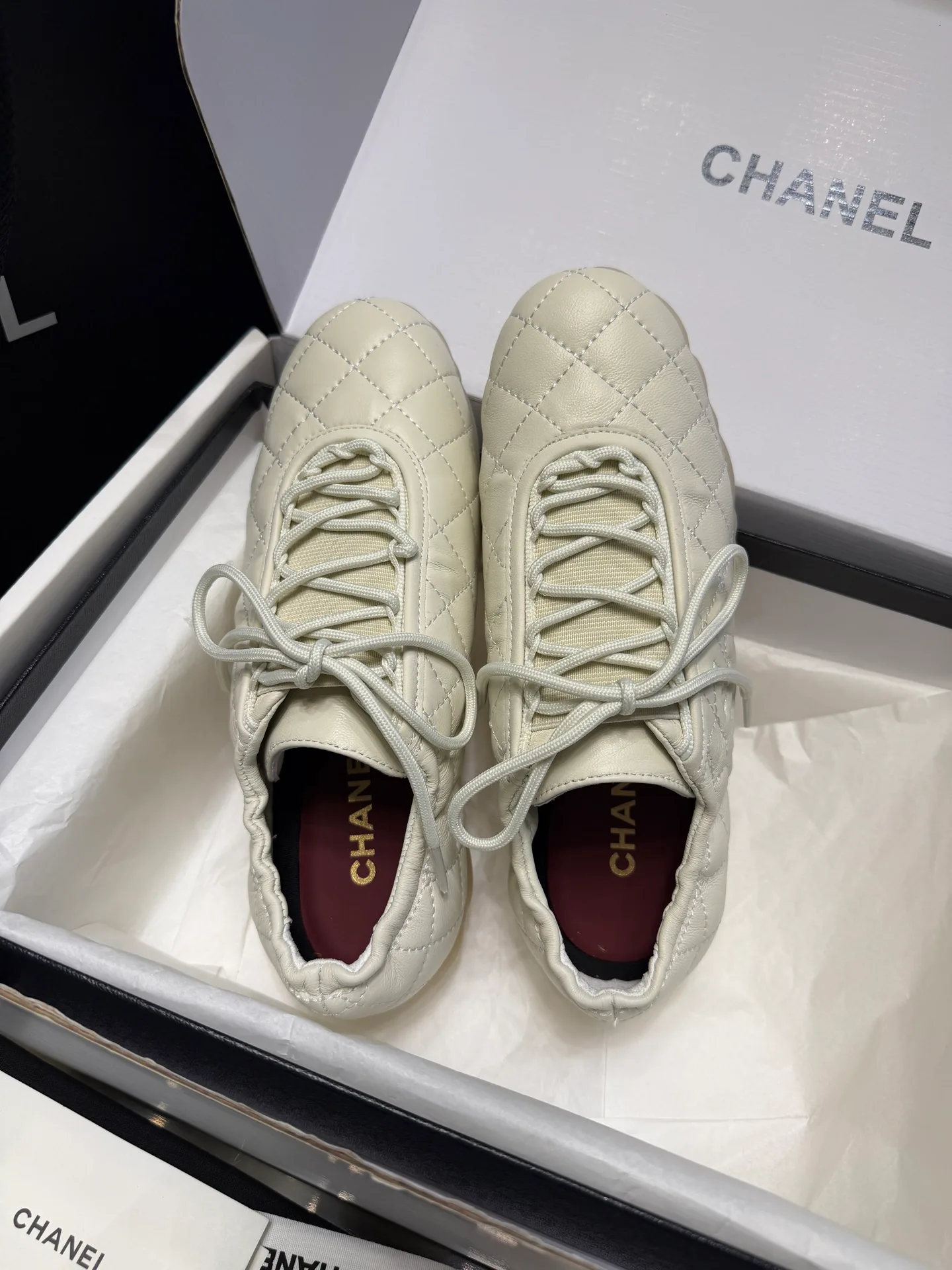 Women's Sneakers CHANEL 17877265