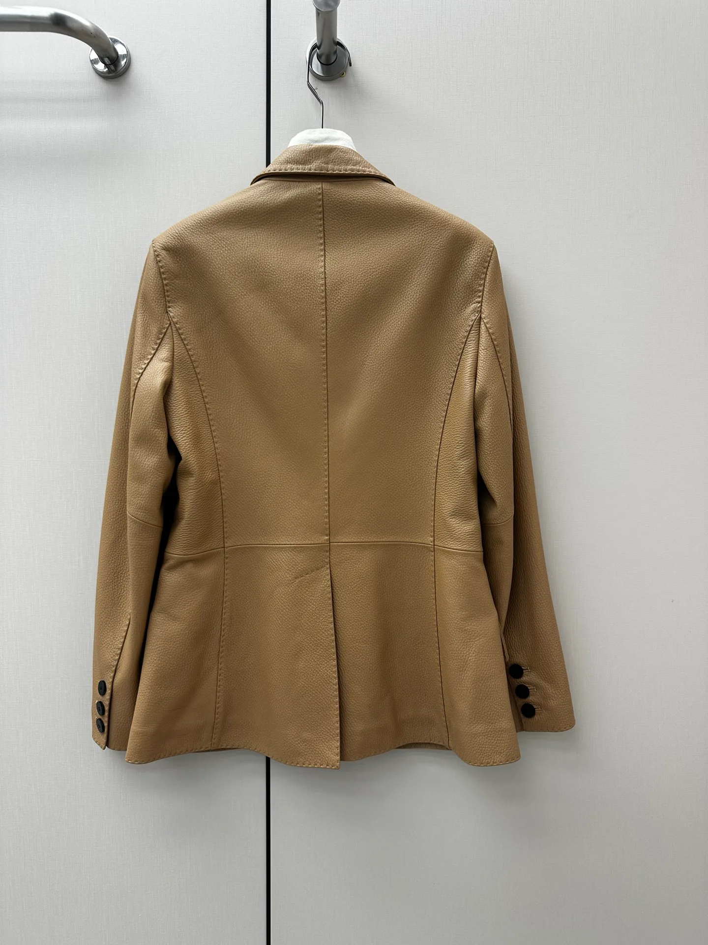 Women's Leather Jackets And Sheepskin Coats HERMES 17341011