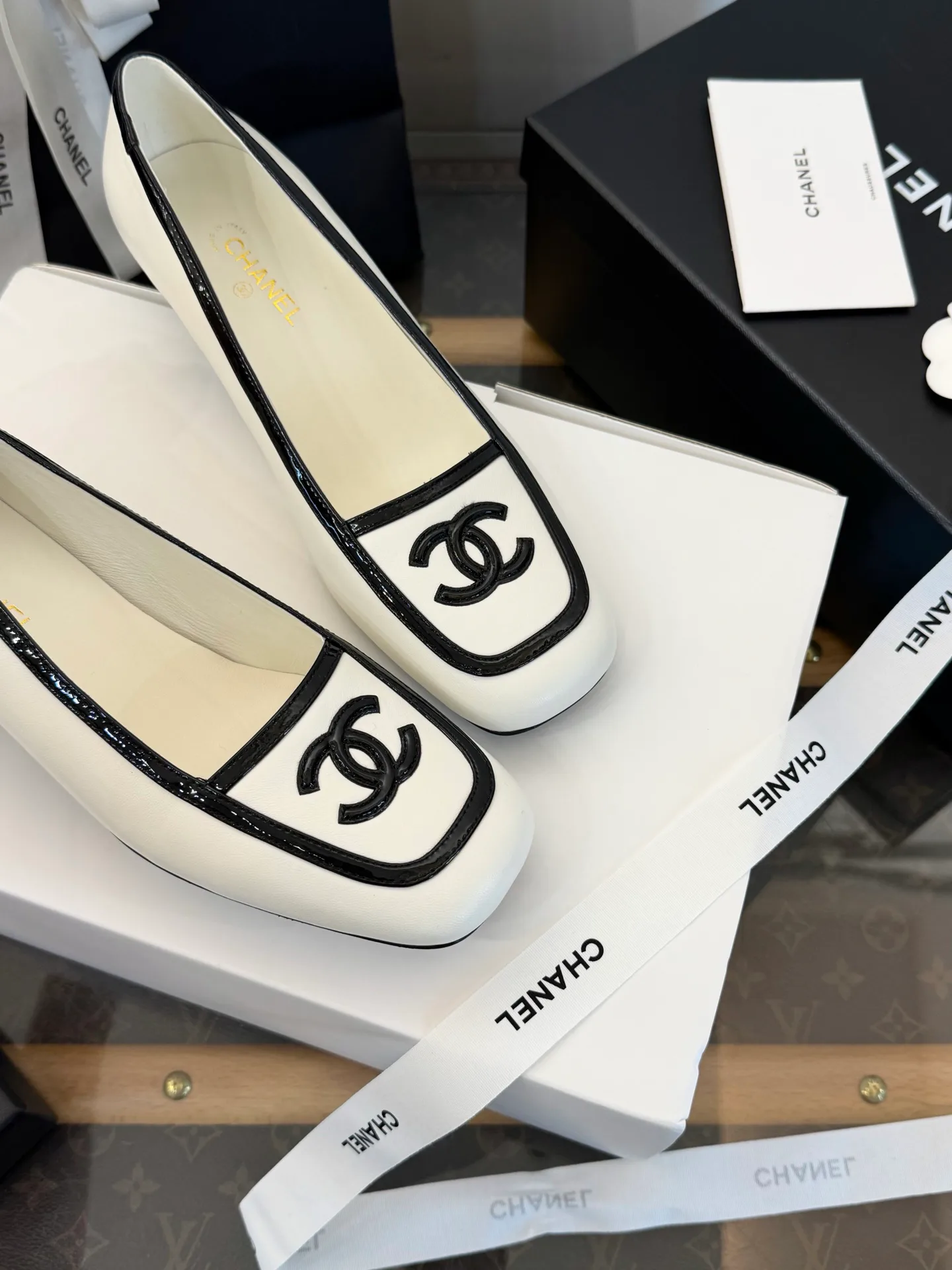 Women's Heels CHANEL 18006456