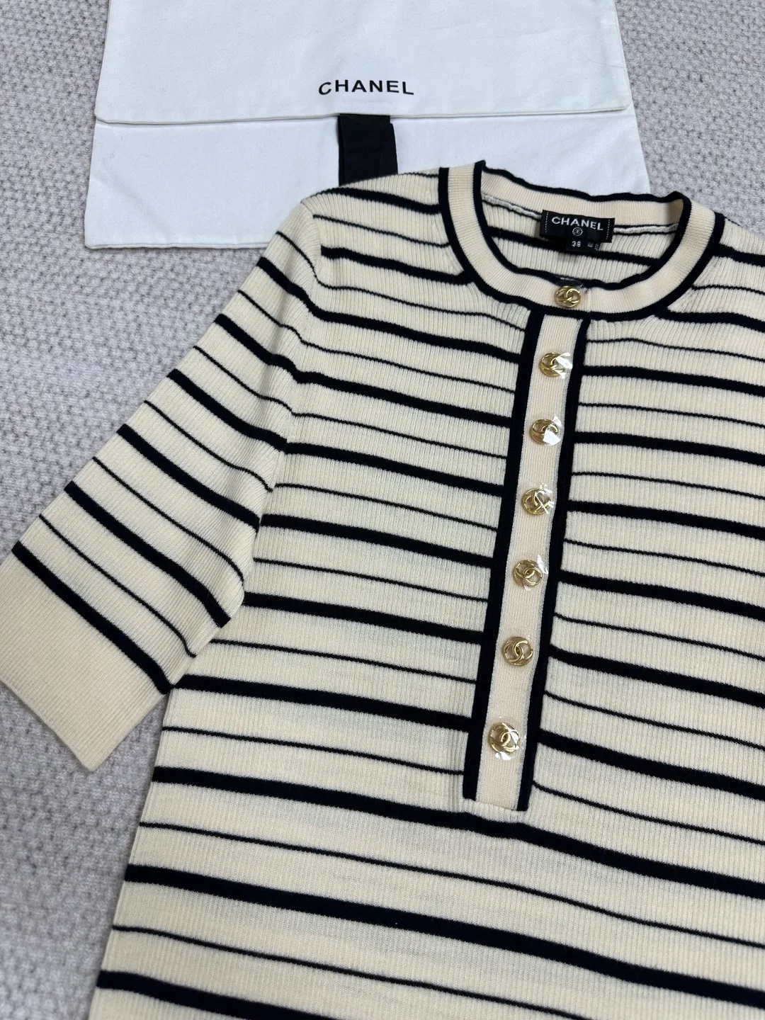 Women's Jumpers And Sweaters CHANEL 18189405