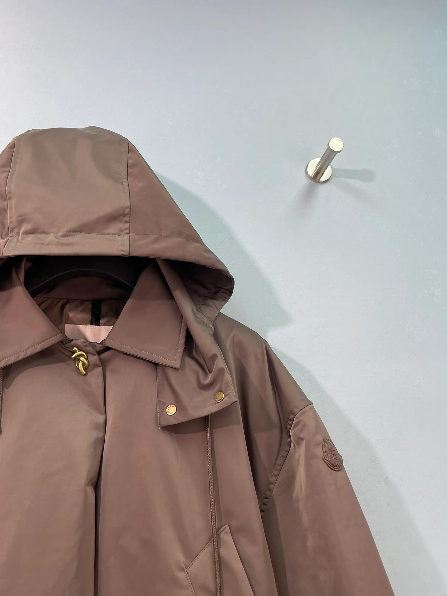 Women's Jackets And Down Jackets MONCLER 18151445