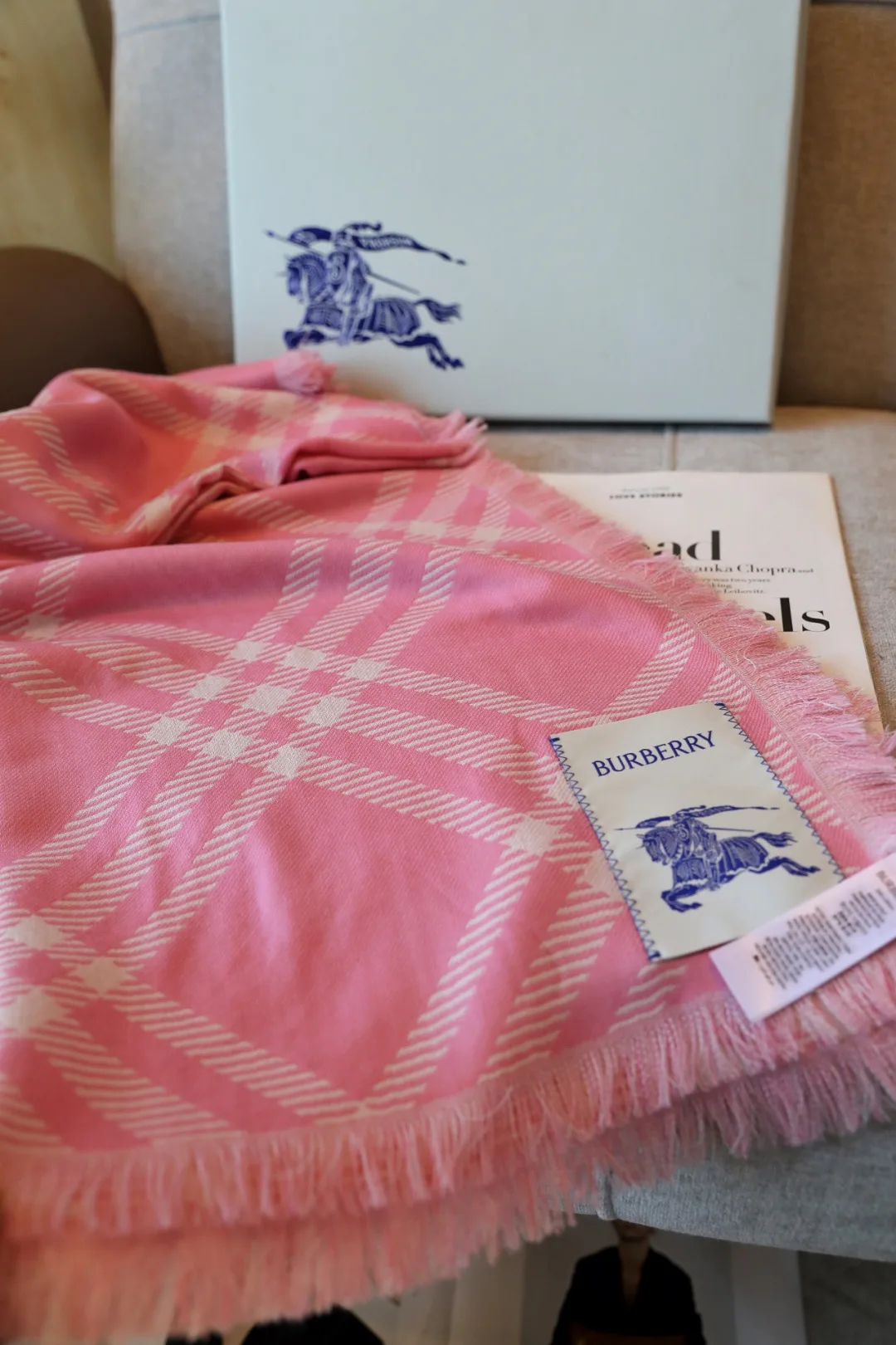 Scarves BURBERRY 18419149