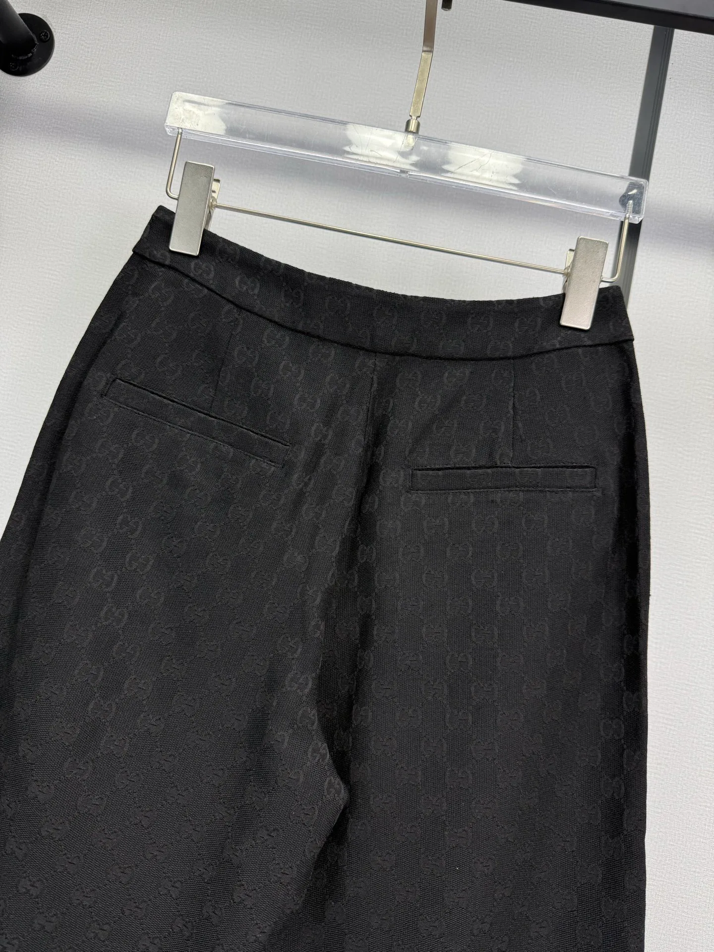 Women's Trousers GUCCI 18022728