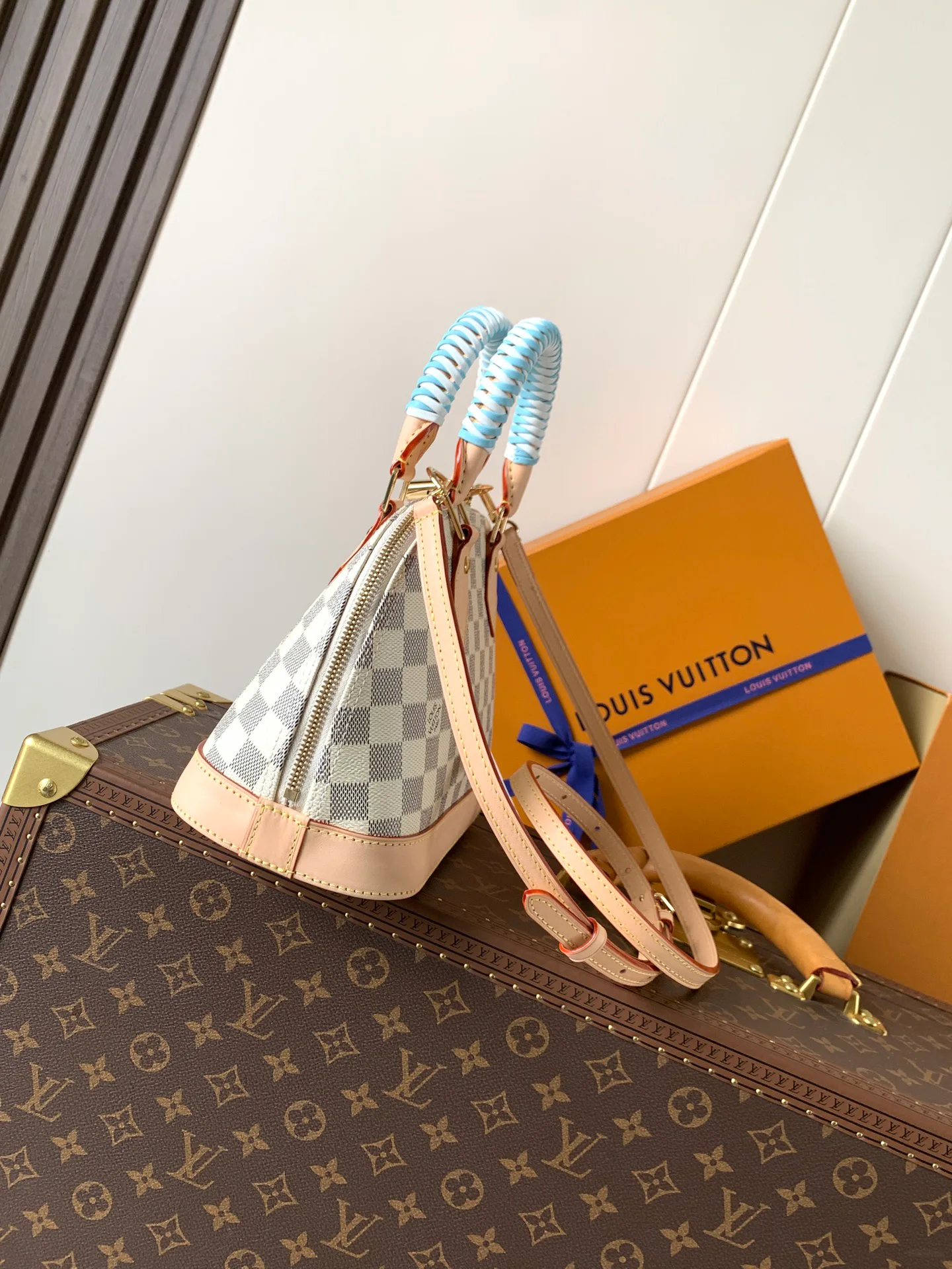Women's Classic Handbags LOUIS VUITTON 16934197