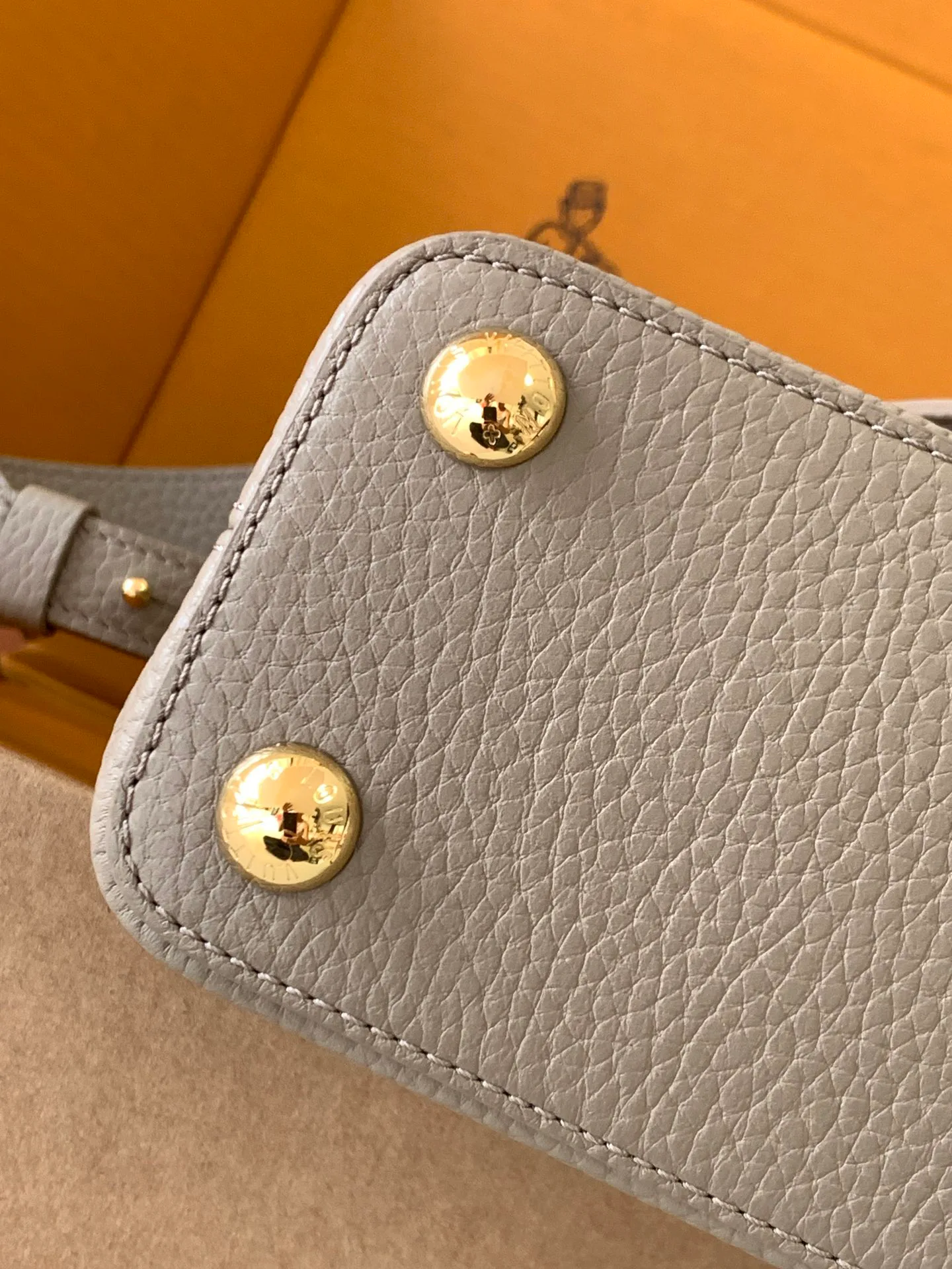 Women's Classic Handbags LOUIS VUITTON 18520995