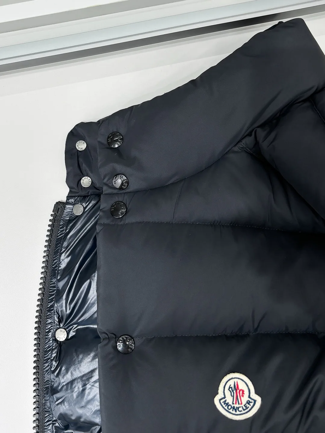 Жилеты Мужские Moncler 18596629
