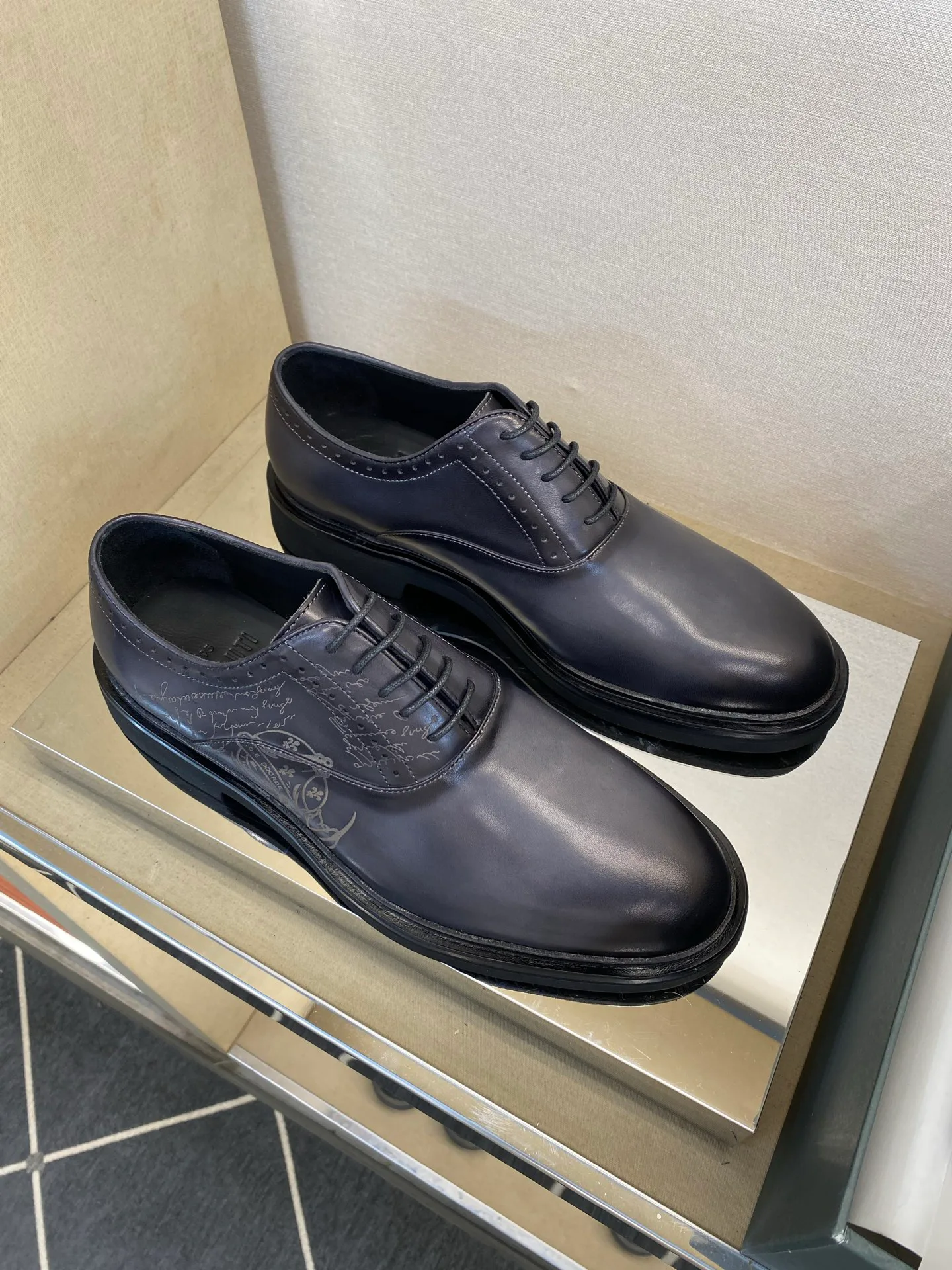 Men's Loafers And Dress Shoes BERLUTI 17971799