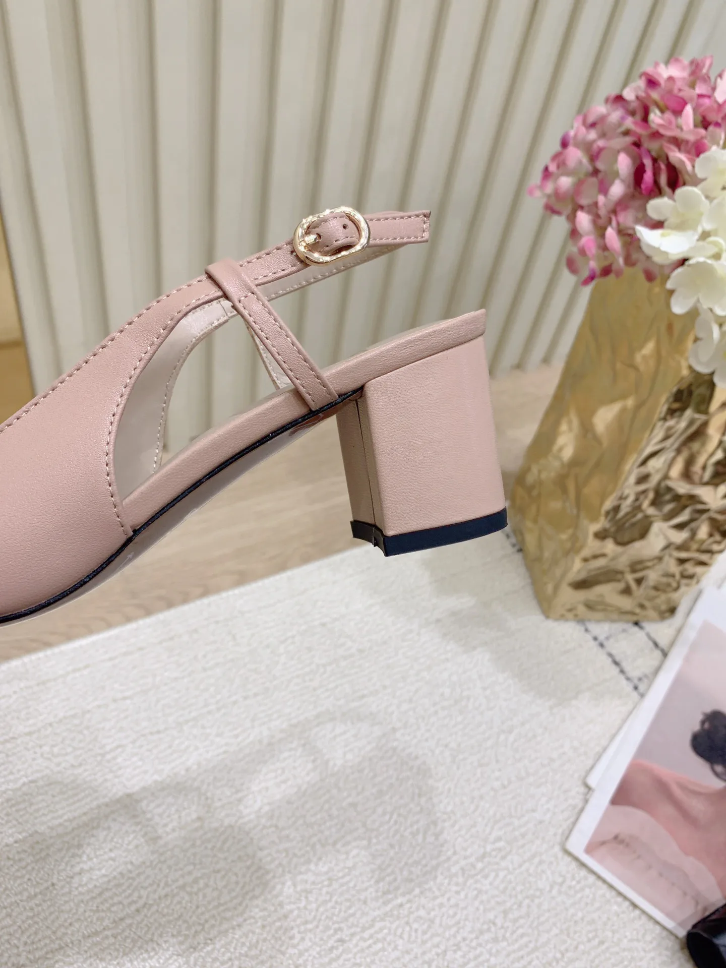 Women's Heels VALENTINO 17963021