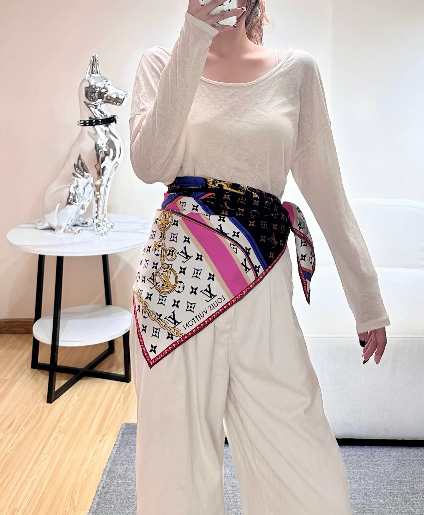 Silk Scarves LOUIS VUITTON 18501130