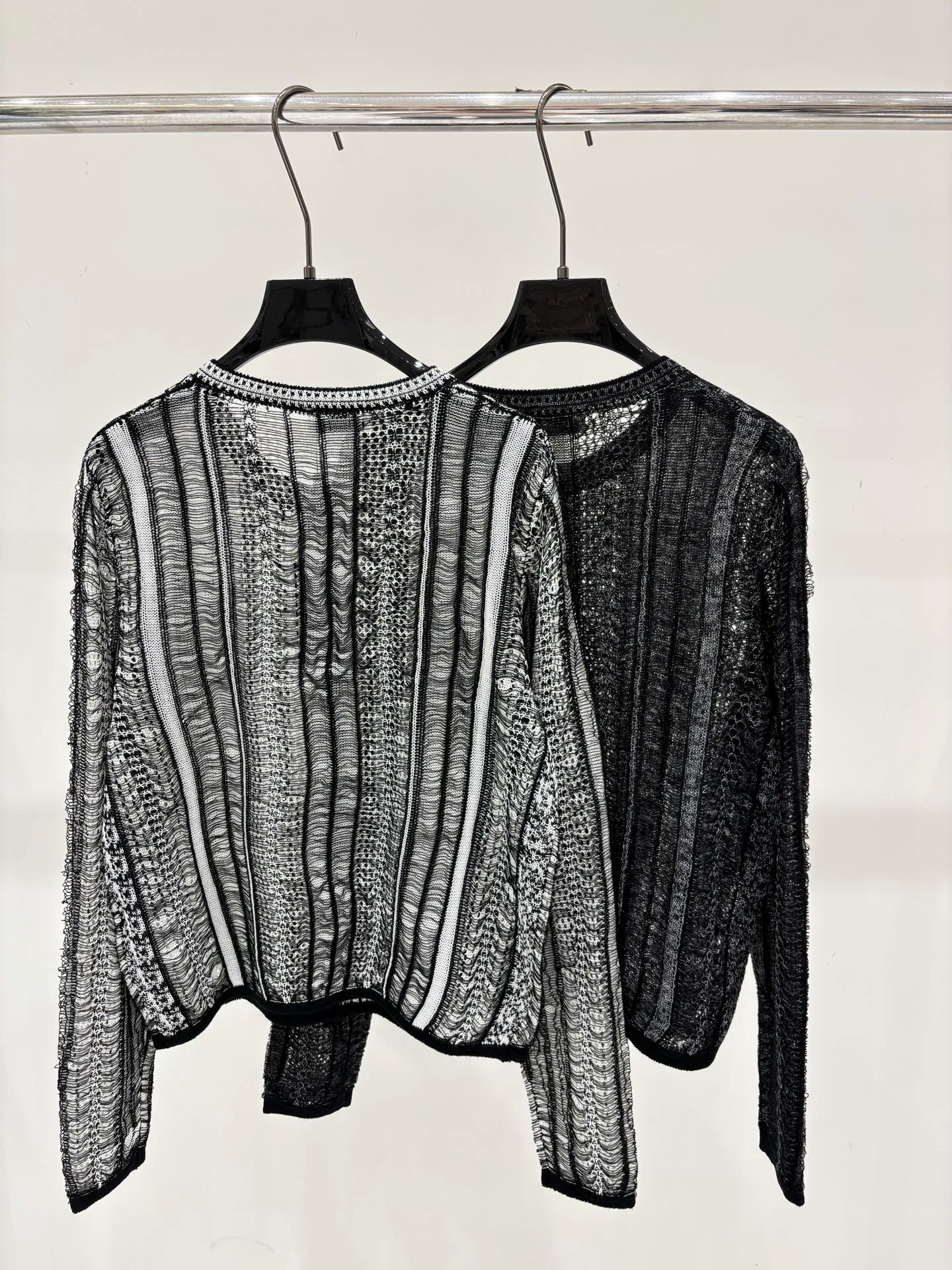 Women's Jumpers And Sweaters SAINT LAURENT 18031988