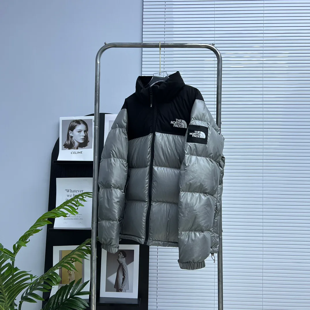 Куртки И Пуховики Мужские The North Face 18684508