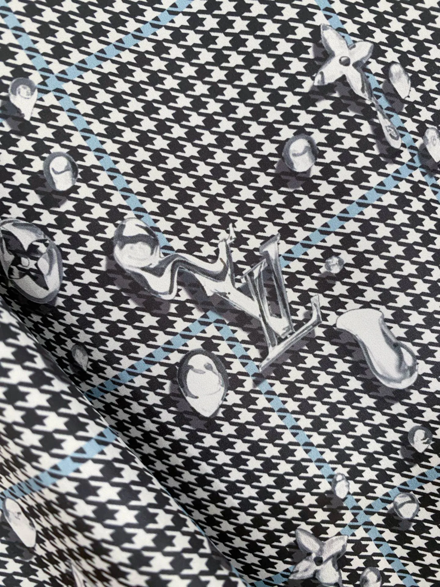 Куртки И Пуховики Мужские Louis Vuitton 18618722
