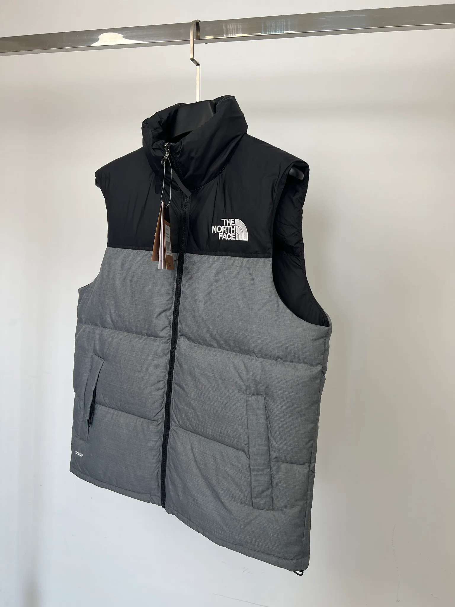 Women's Vests THE NORTH FACE 18416028