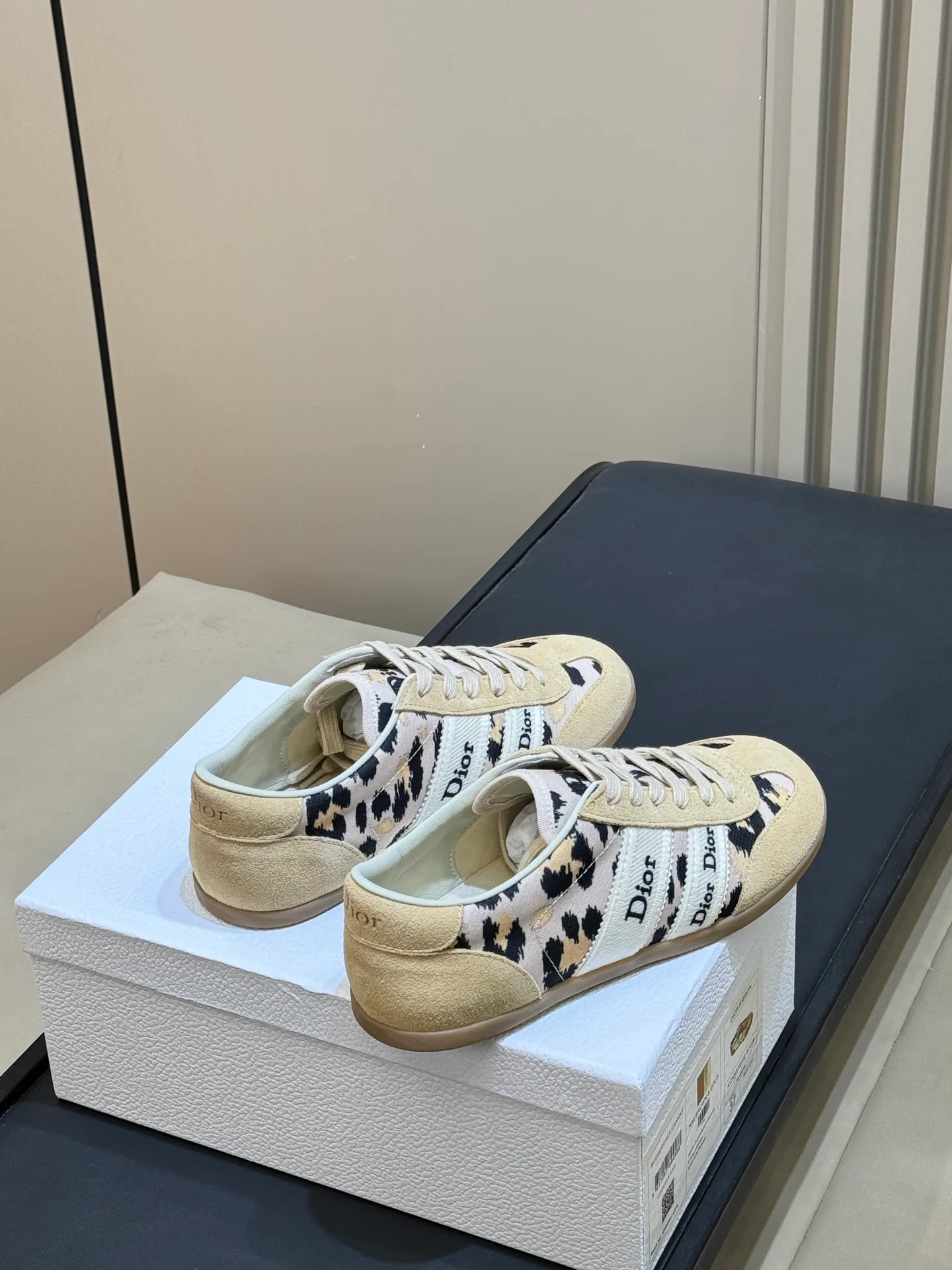 Women's Sneakers CHRISTIAN DIOR 18073069