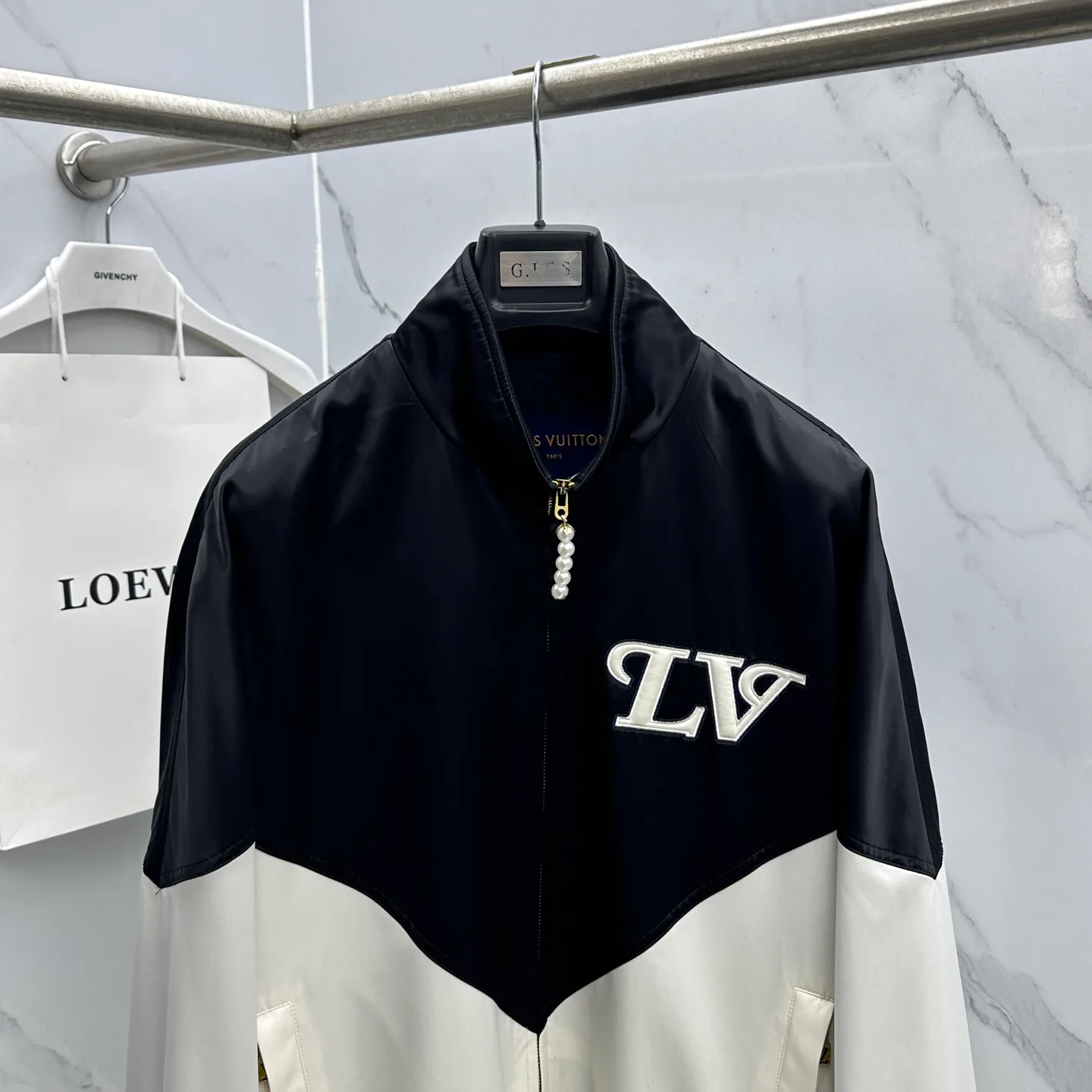 Men's Jackets And Down Jackets LOUIS VUITTON 18246790