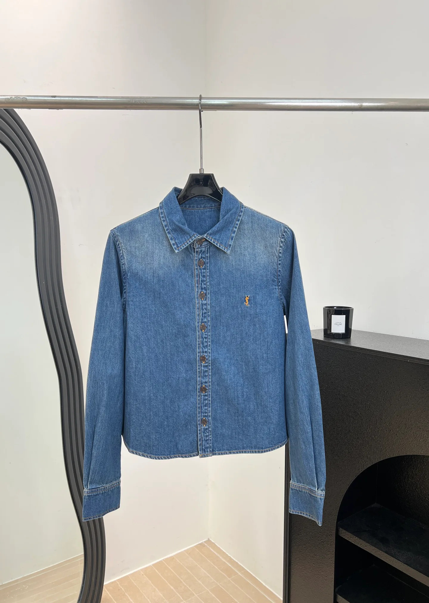 Women's Shirts SAINT LAURENT 18149168