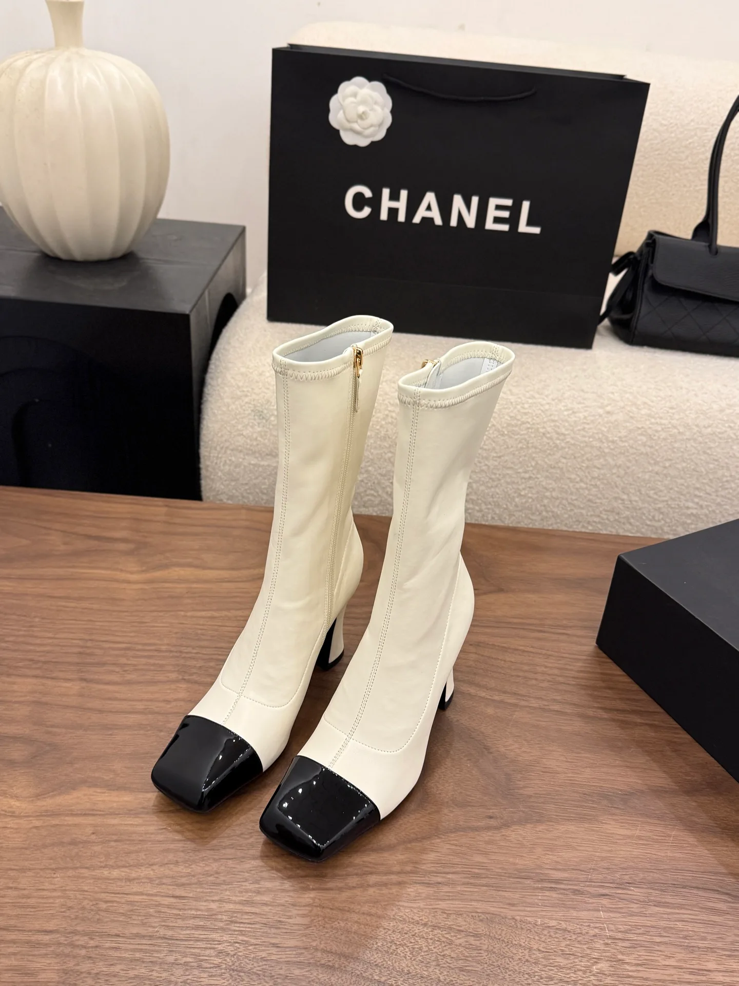 Сапоги Женские Chanel 18628122