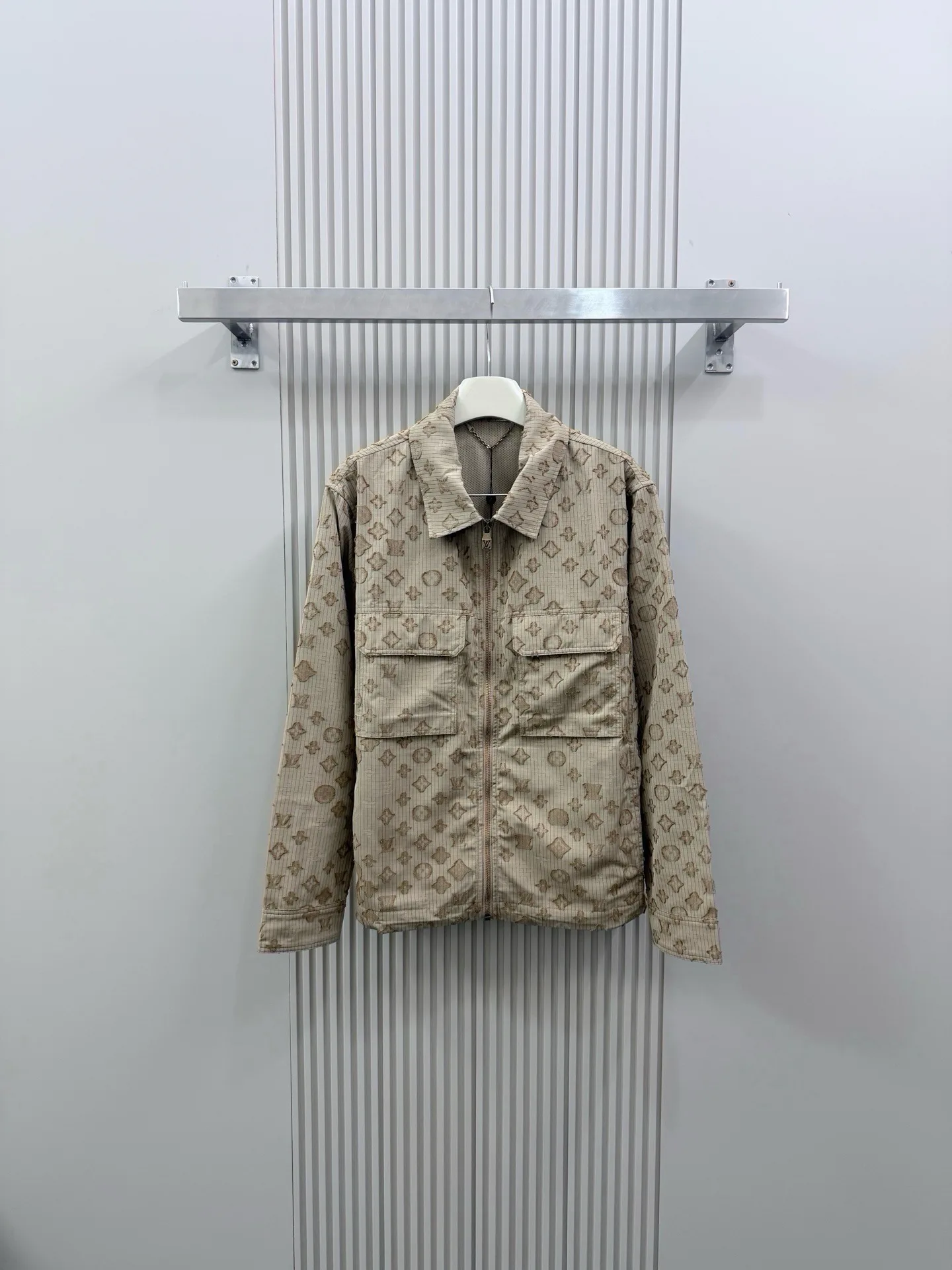 Men's Jackets And Down Jackets LOUIS VUITTON 18395786