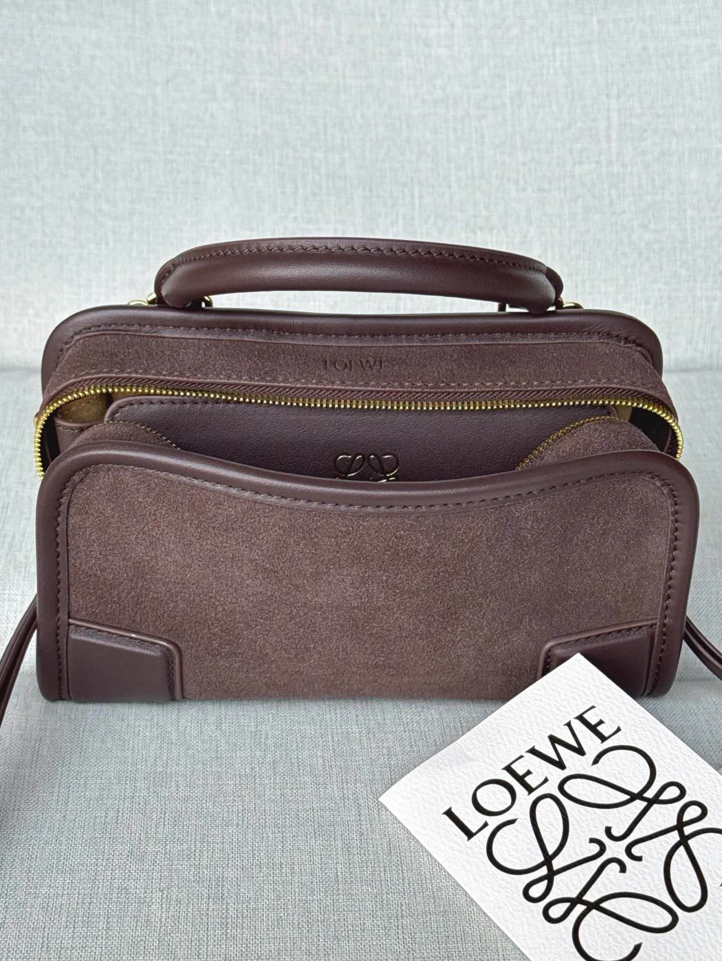 Women's Classic Handbags LOEWE 18434813