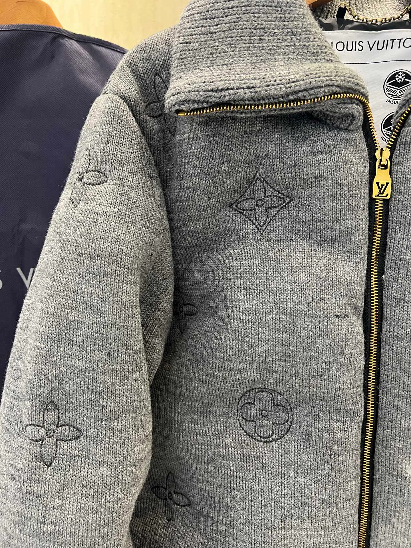 Men's Jackets And Down Jackets LOUIS VUITTON 18231202