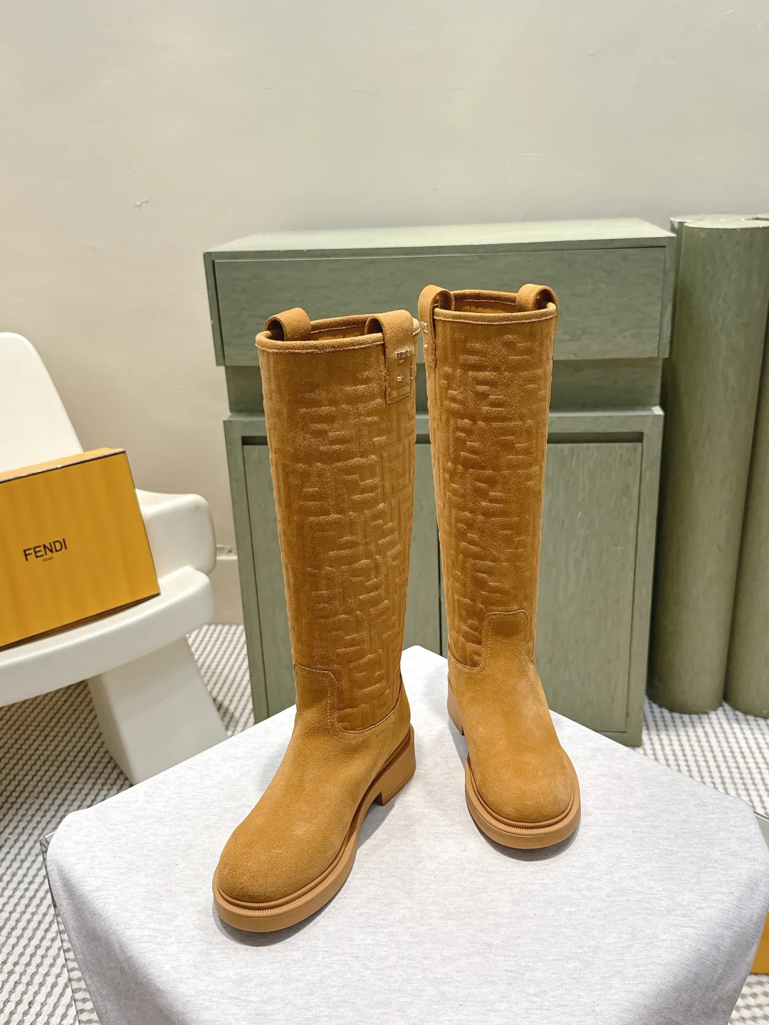 Women's Boots FENDI 18153040