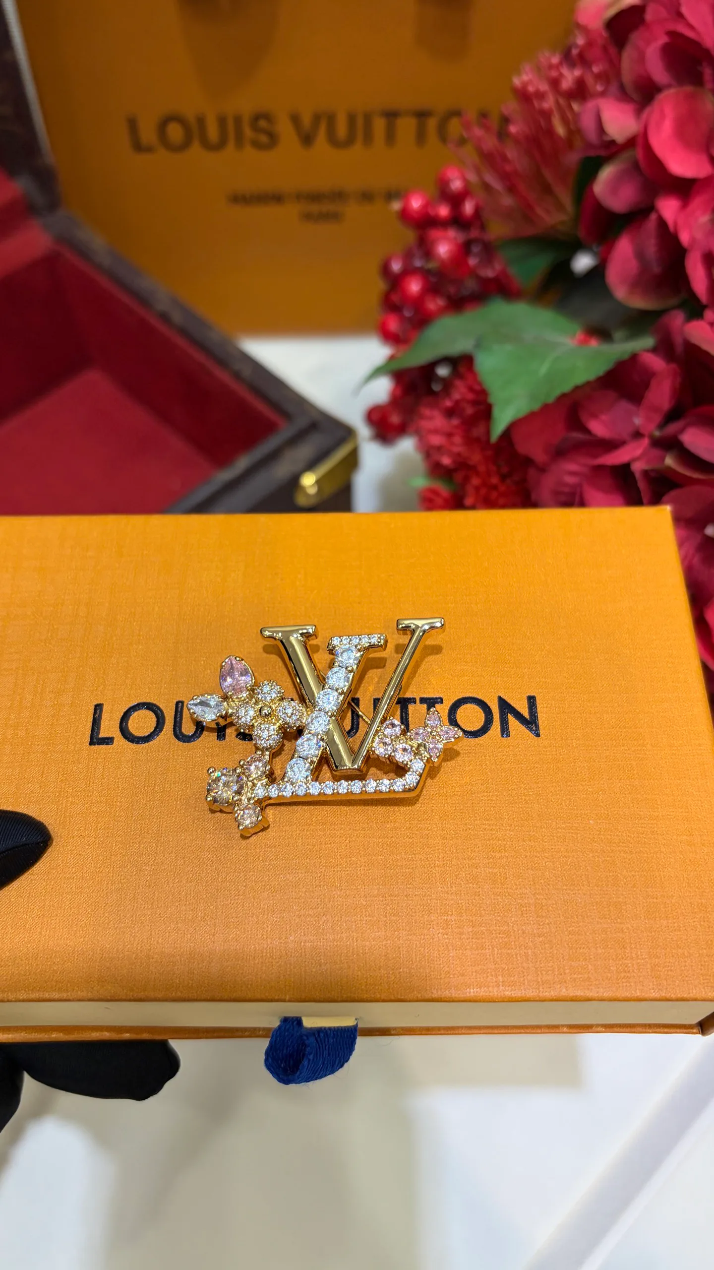 Jewelry LOUIS VUITTON 18504624